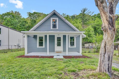 Homes For Sale - 4034 Lee Hwy Hwy<br/> Troutville, VA 24175