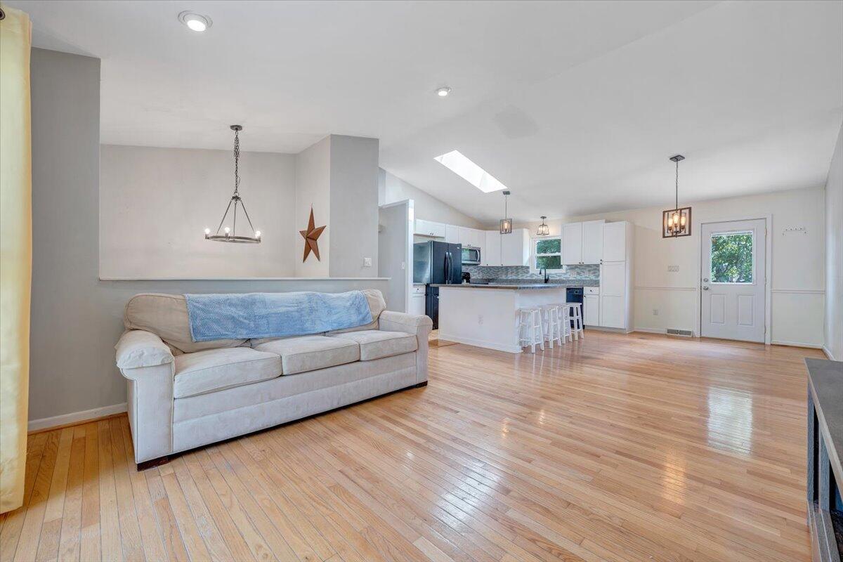7020 Autumn Wood Ln, Roanoke, Virginia image 3