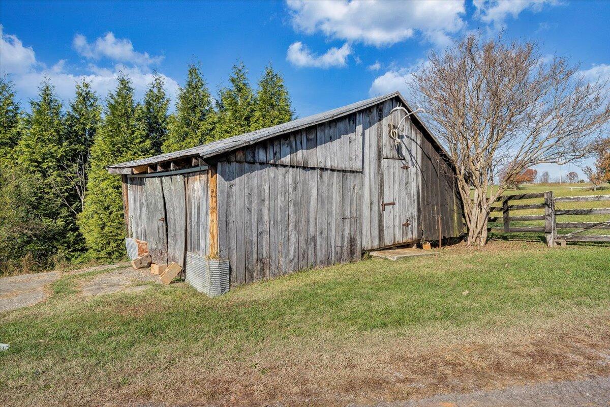 1242 Bramlett Rd, Moneta, Virginia image 12