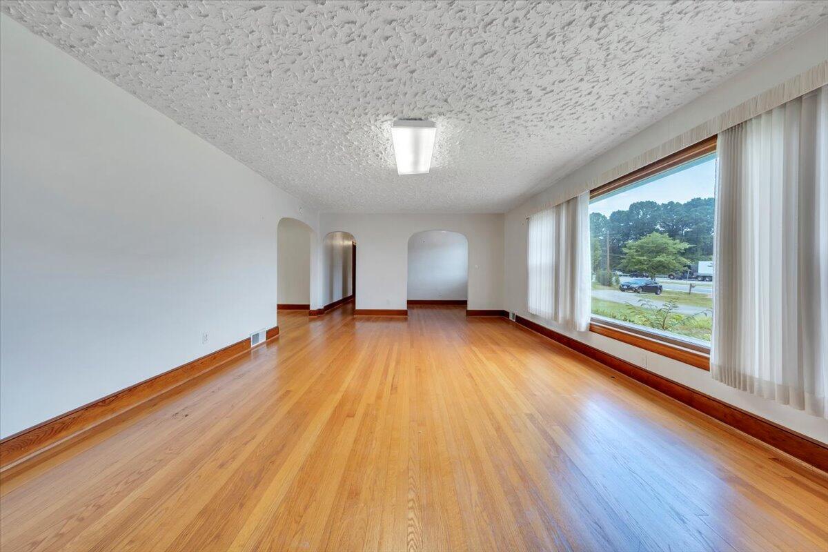 19503 Virgil Goode Hwy Hwy, Rocky Mount, Virginia image 9
