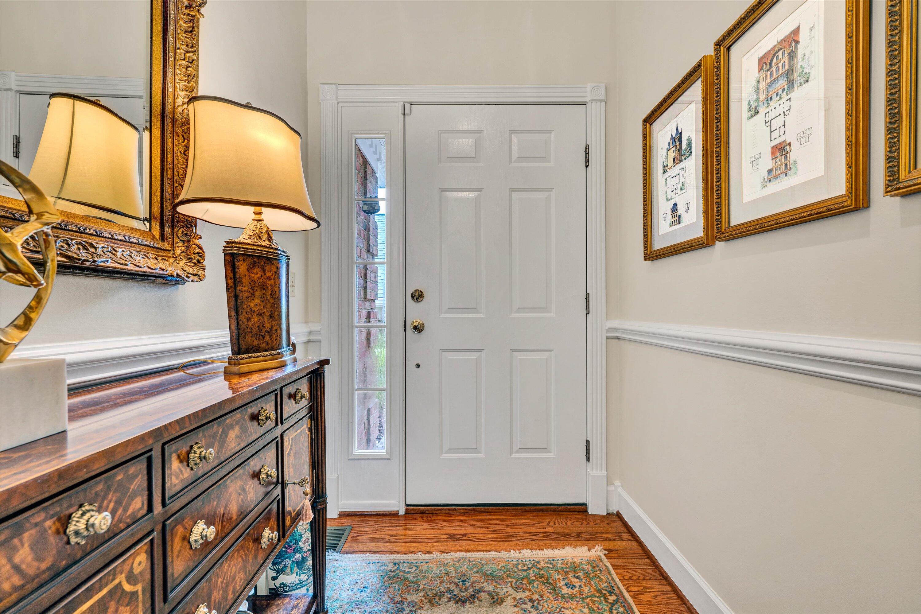 Roanoke, Virginia 24014, United States, 3 Bedrooms Bedrooms, ,4 BathroomsBathrooms,Residential,Pending,206014