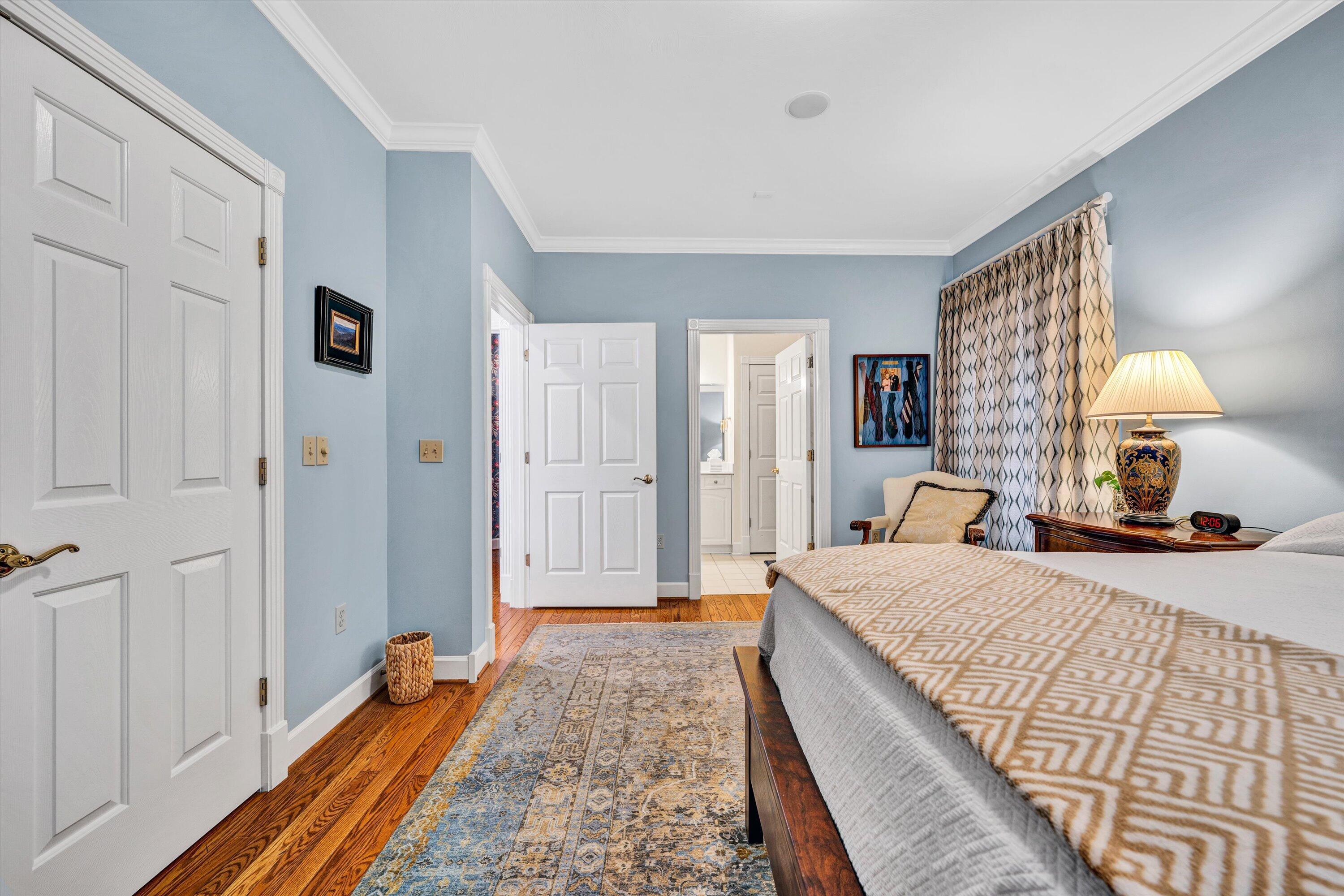 Roanoke, Virginia 24014, United States, 3 Bedrooms Bedrooms, ,4 BathroomsBathrooms,Residential,Pending,206014