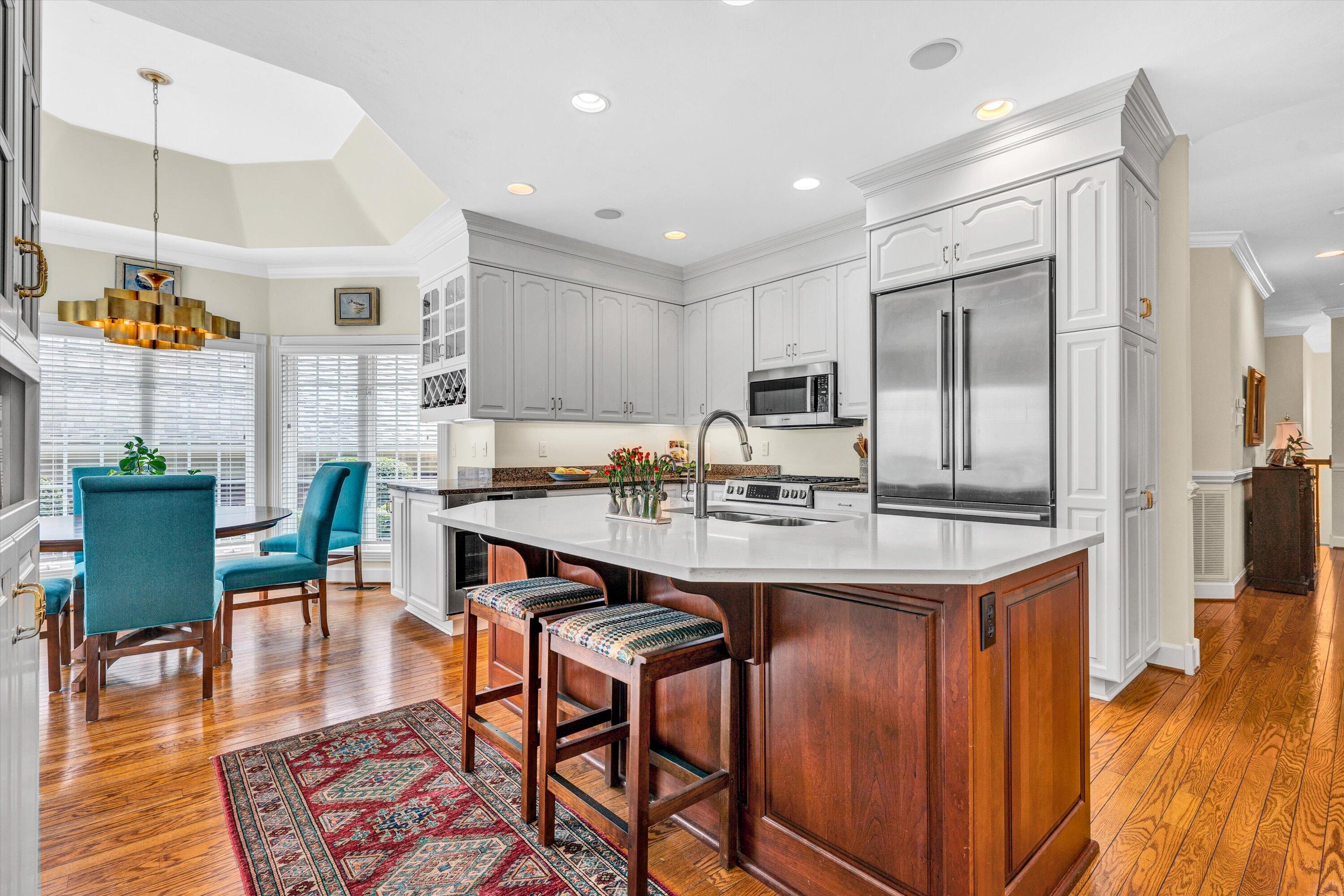 Roanoke, Virginia 24014, United States, 3 Bedrooms Bedrooms, ,4 BathroomsBathrooms,Residential,Pending,206014