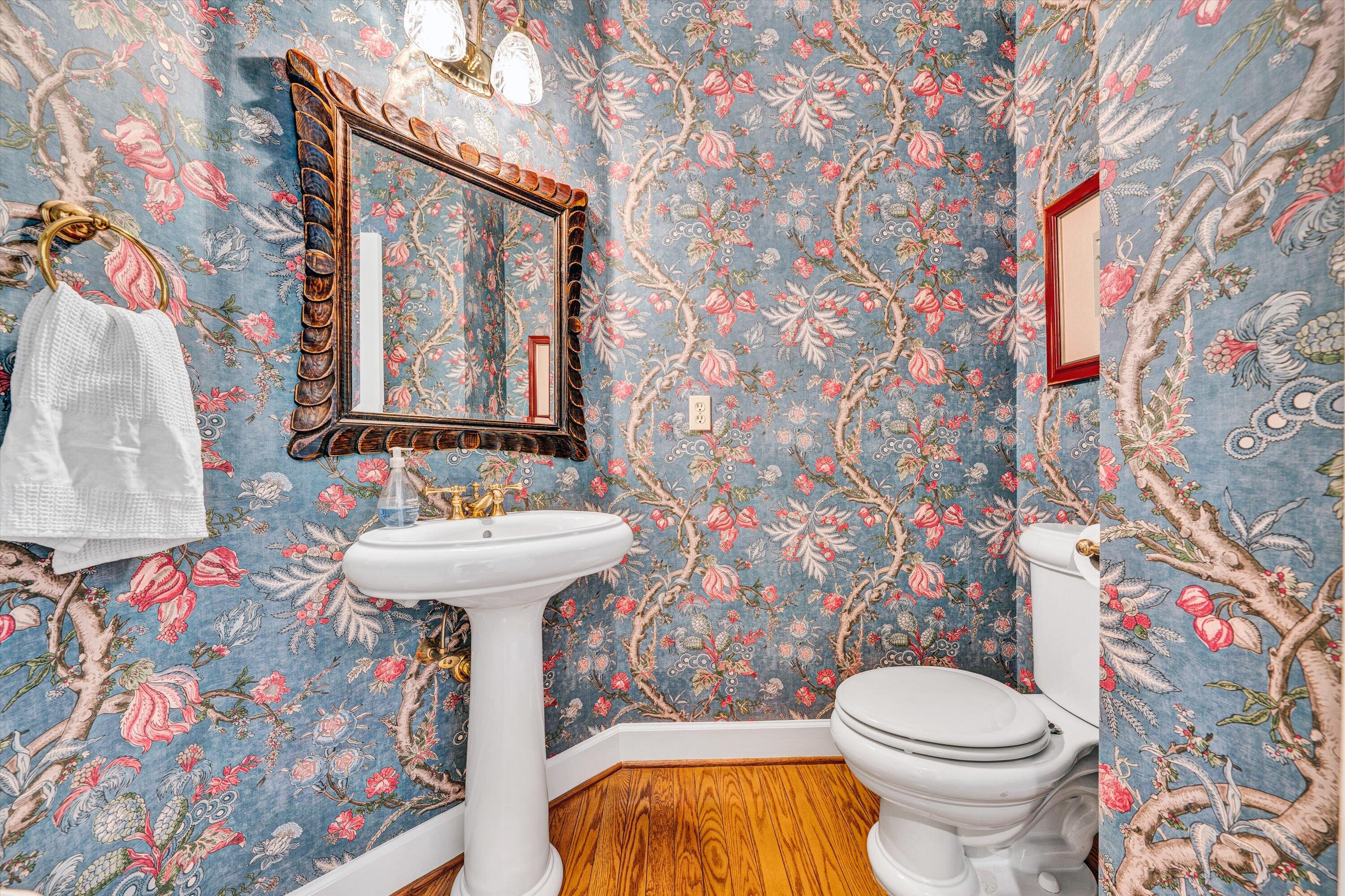 Roanoke, Virginia 24014, United States, 3 Bedrooms Bedrooms, ,4 BathroomsBathrooms,Residential,Pending,206014