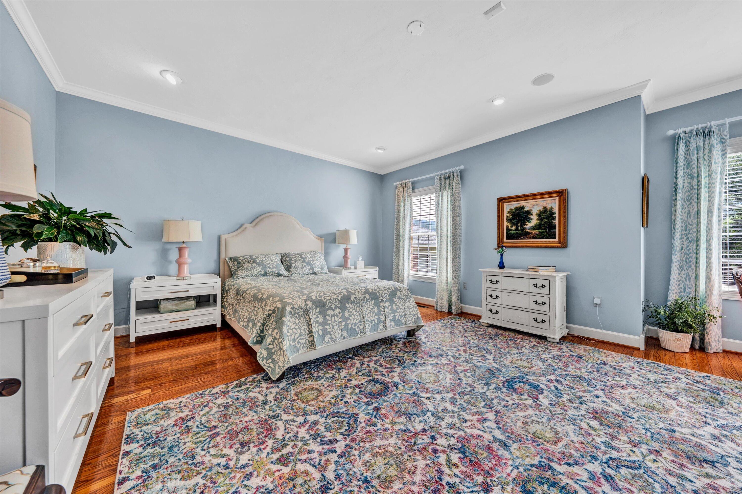 Roanoke, Virginia 24014, United States, 3 Bedrooms Bedrooms, ,4 BathroomsBathrooms,Residential,Pending,206014