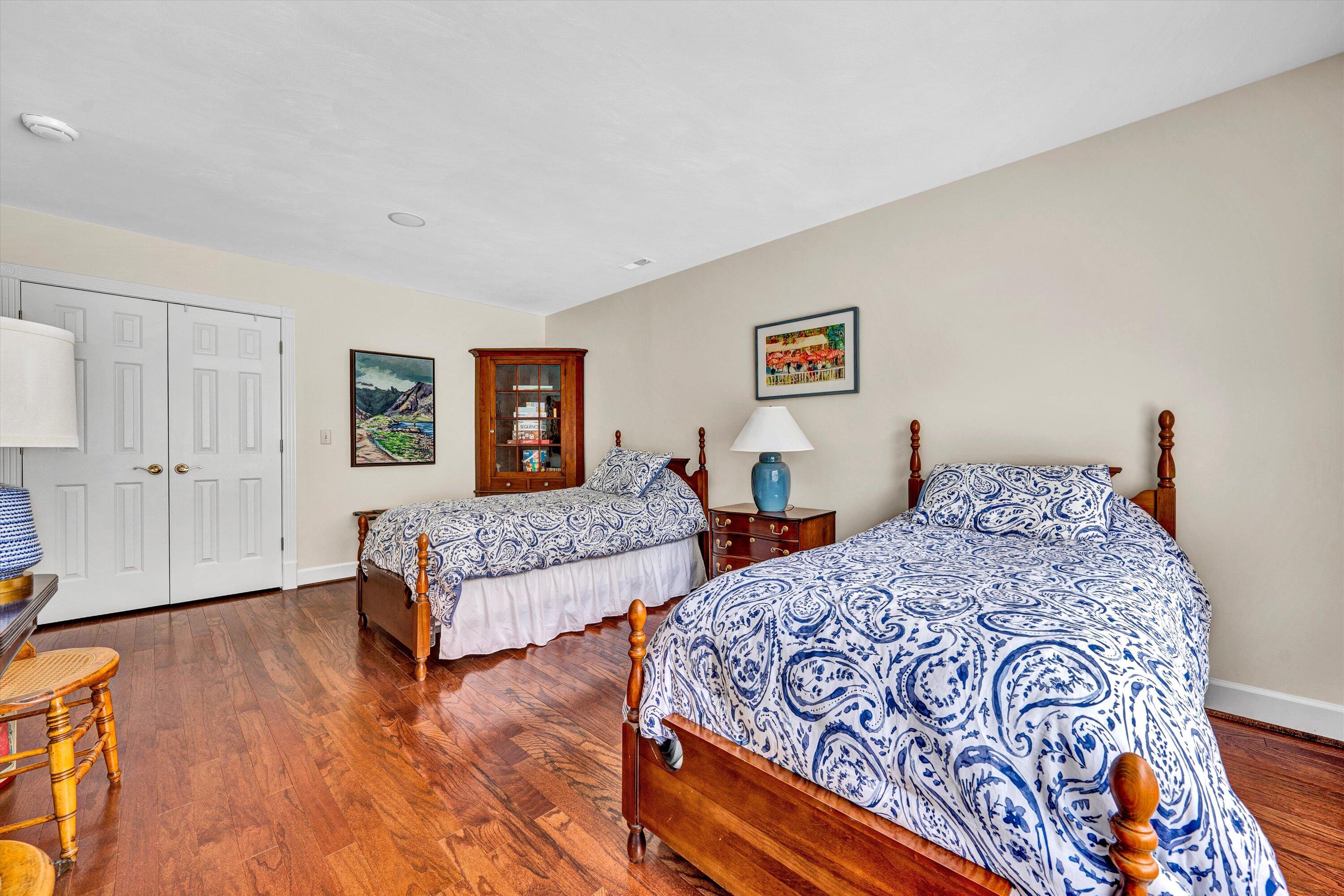 Roanoke, Virginia 24014, United States, 3 Bedrooms Bedrooms, ,4 BathroomsBathrooms,Residential,Pending,206014