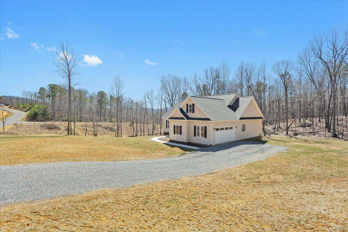 261 W Glade Trl, Blue Ridge, Virginia image 40