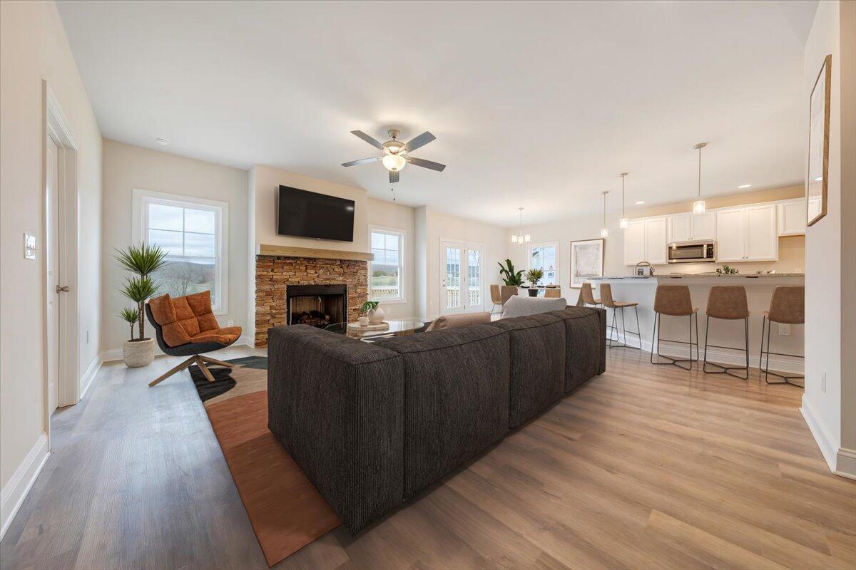 7014 Parkway View Trl, Roanoke, Virginia image 6