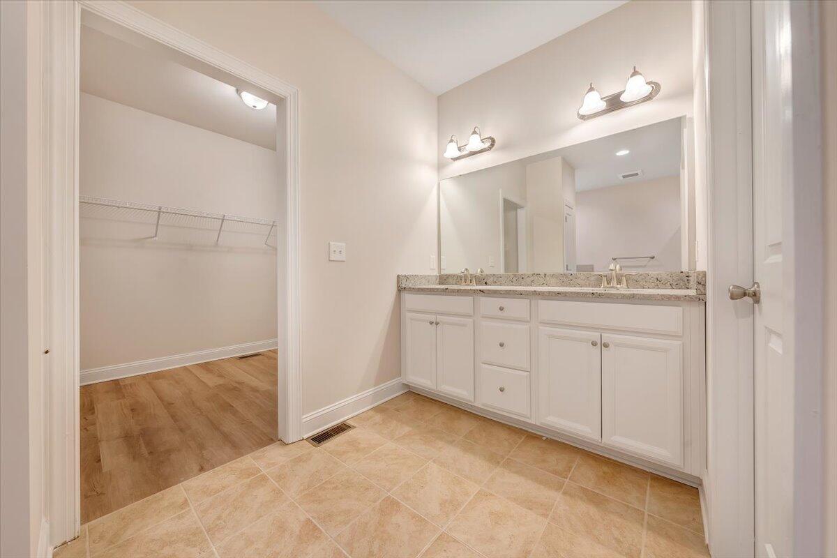 7014 Parkway View Trl, Roanoke, Virginia image 12