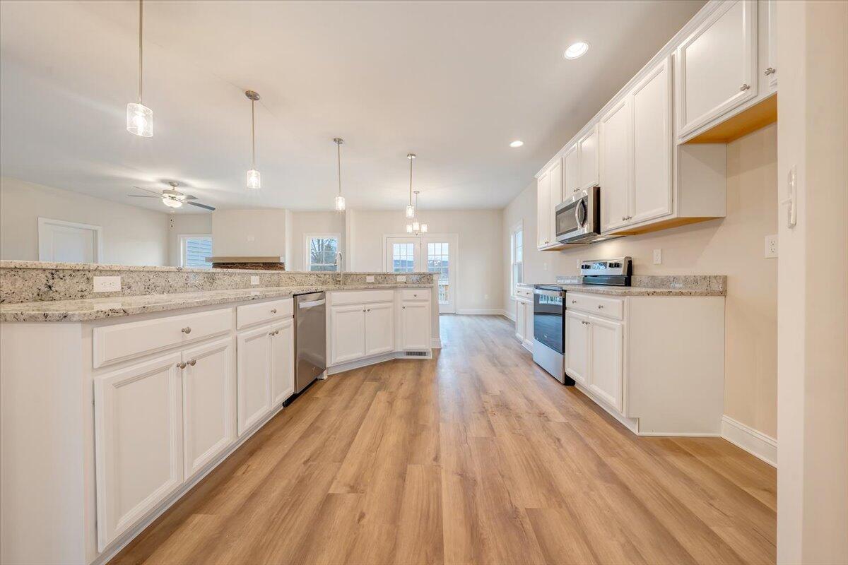 7014 Parkway View Trl, Roanoke, Virginia image 3