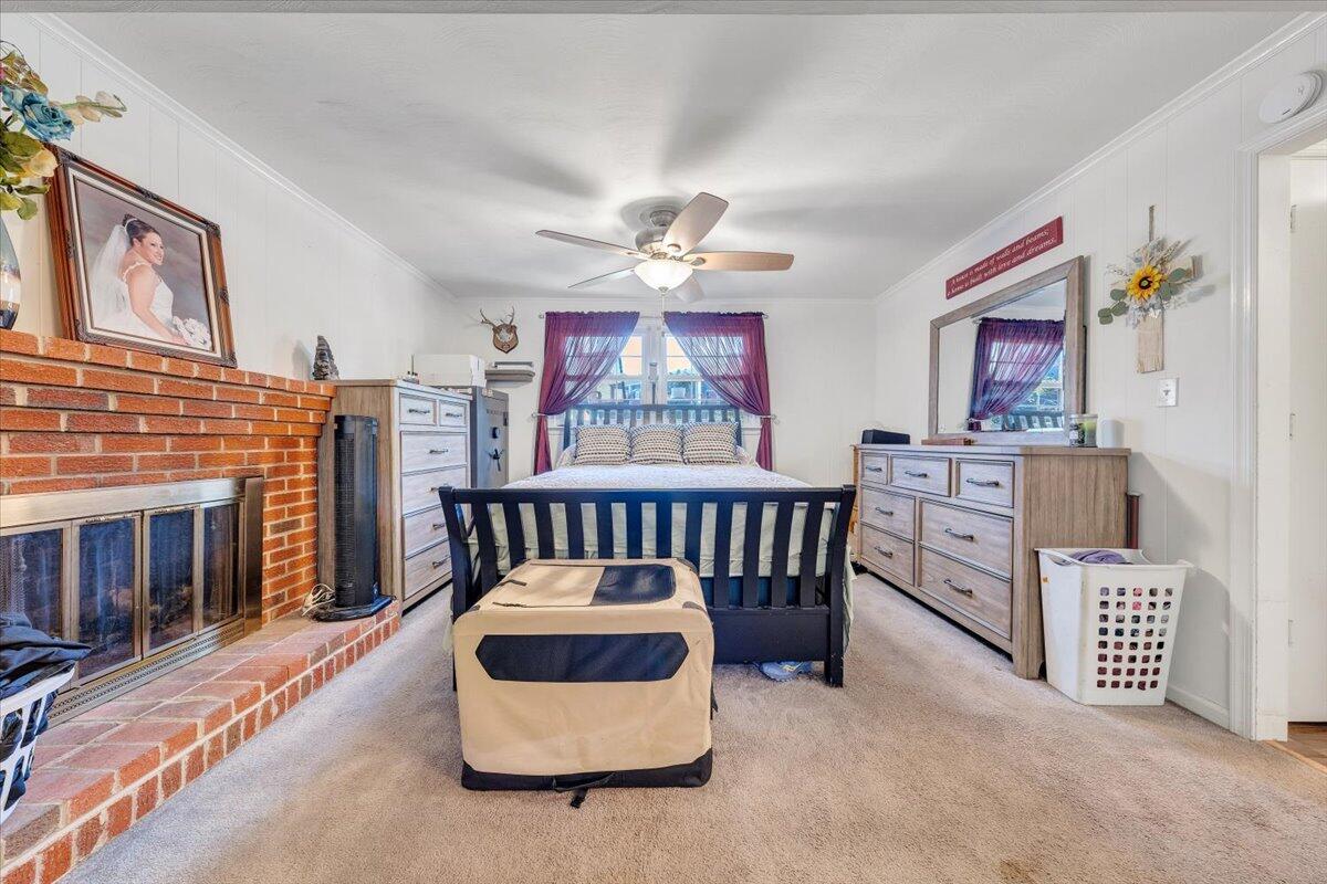 919 Halifax Cir, Vinton, Virginia image 34