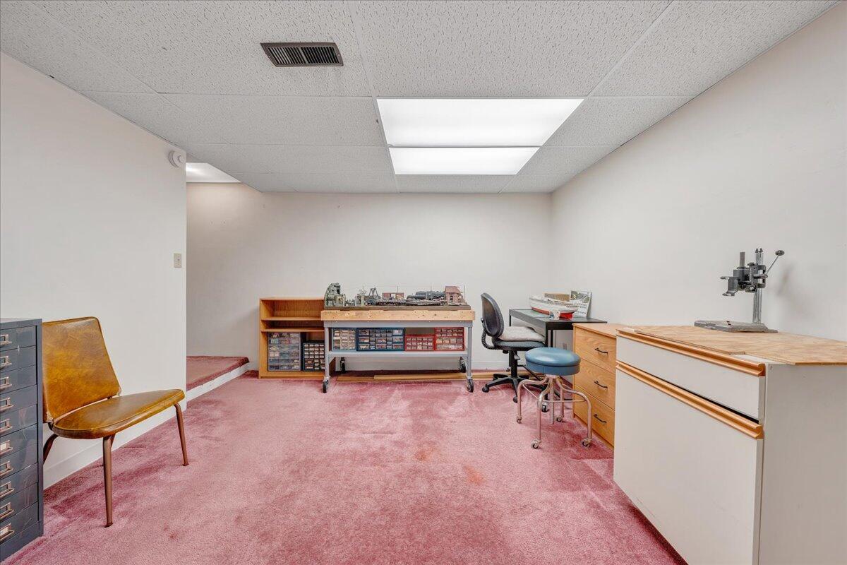 1037 Barrens Village Ct, Roanoke, Virginia image 24