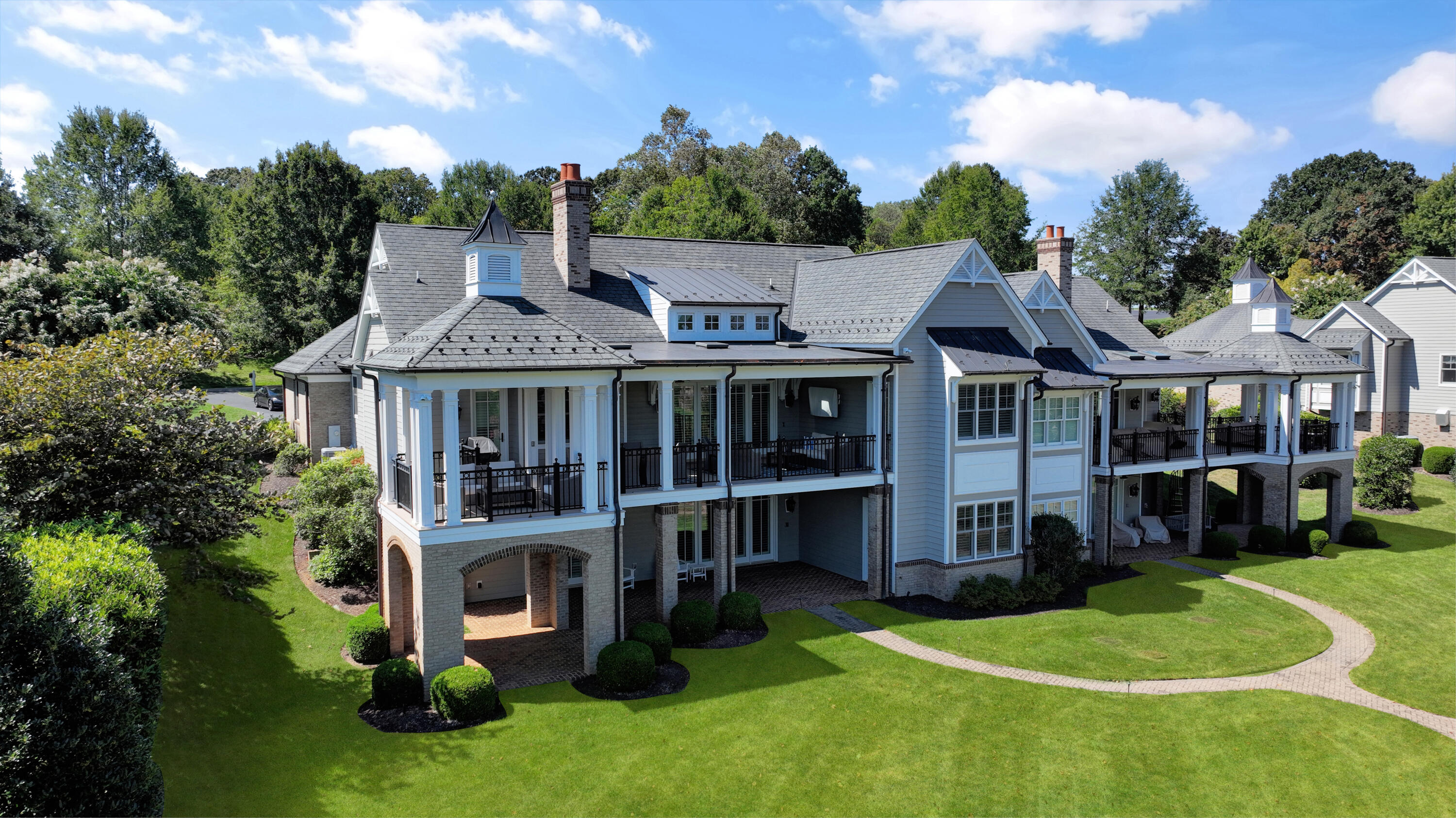 Penhook, Virginia, 24137, United States, 4 Bedrooms Bedrooms, ,5 BathroomsBathrooms,Residential,Active,2032388