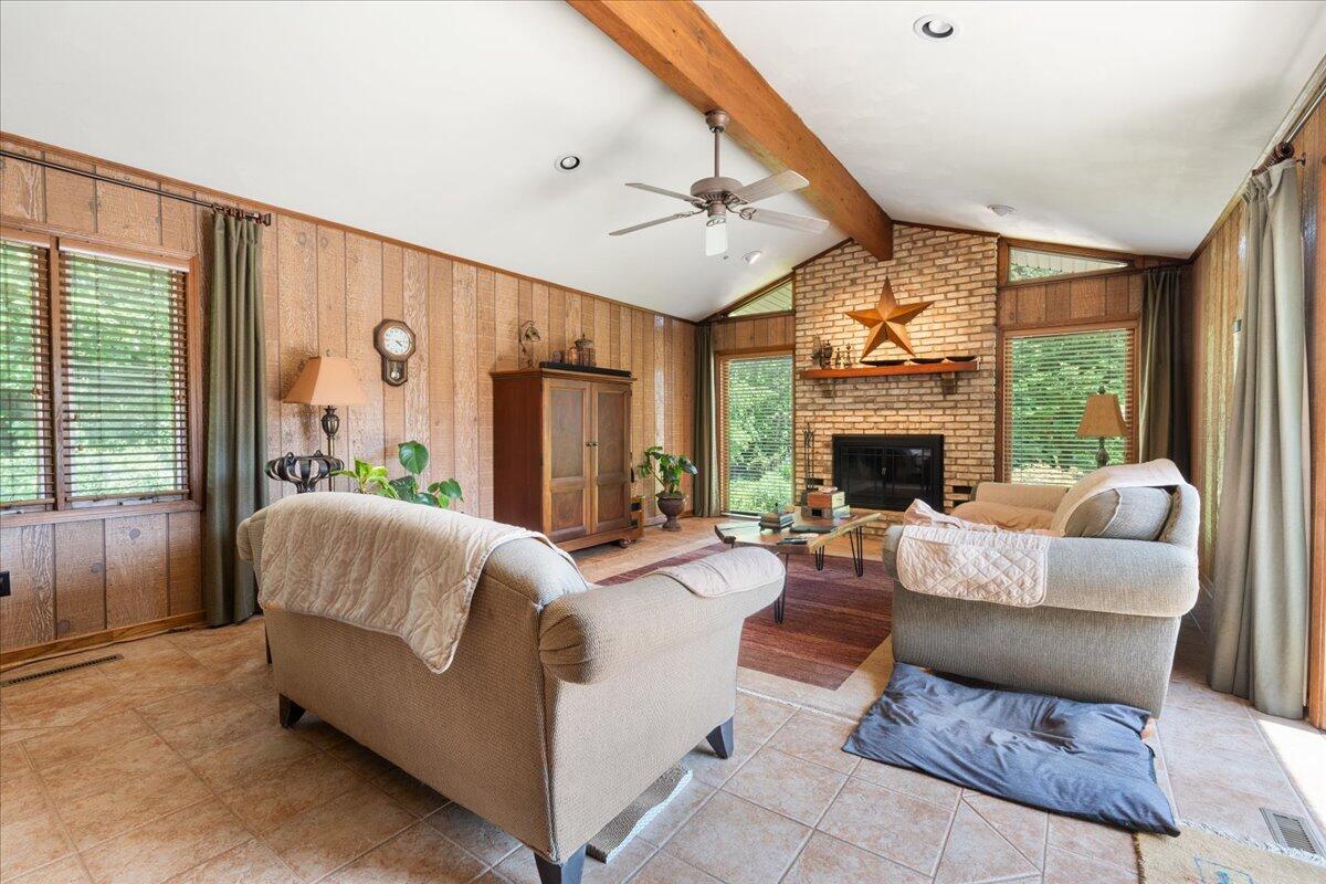 453 Wirtz Rd, Wirtz, Virginia image 23