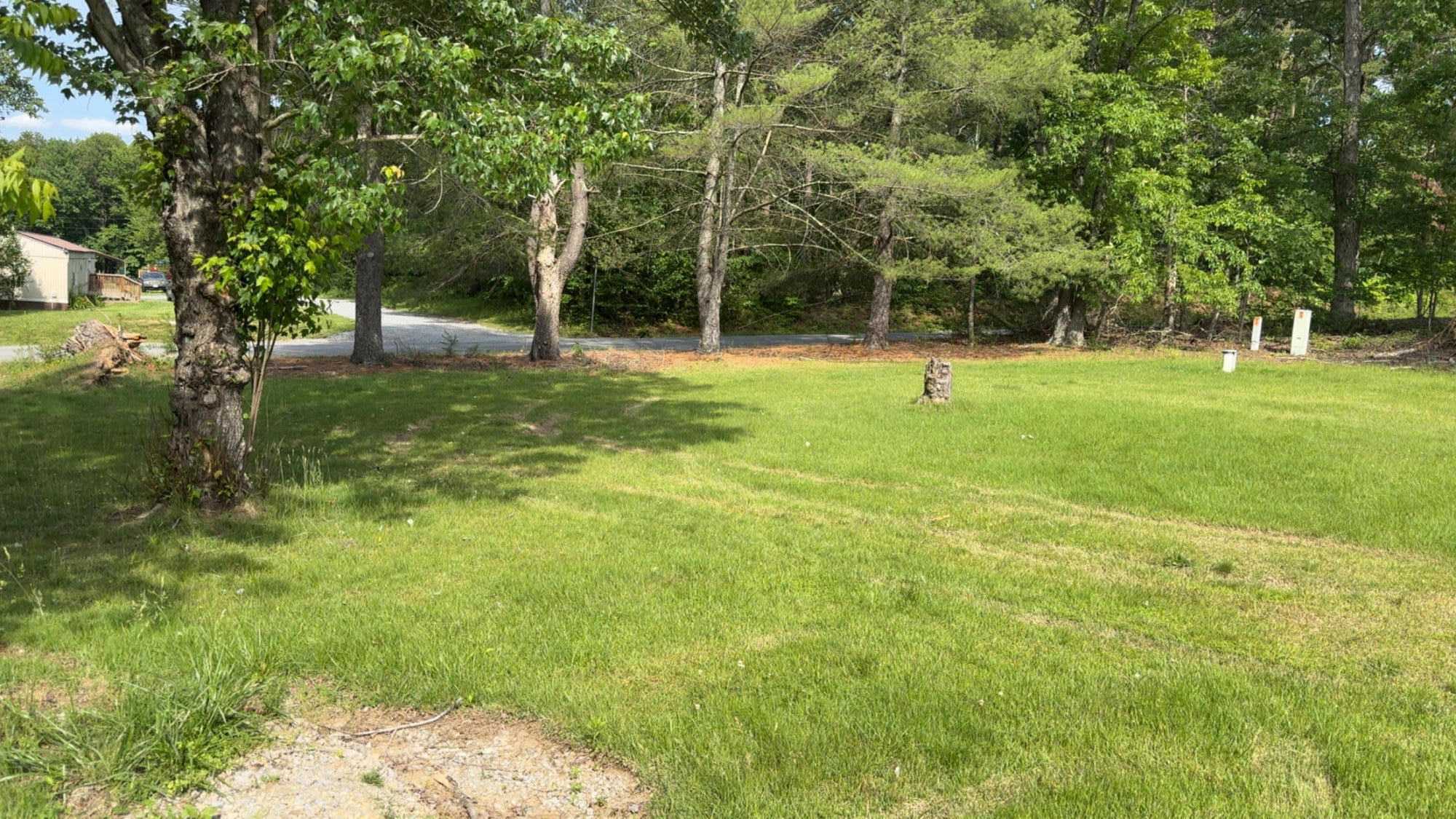 1207 Flint Hill Rd, Moneta, Virginia image 2