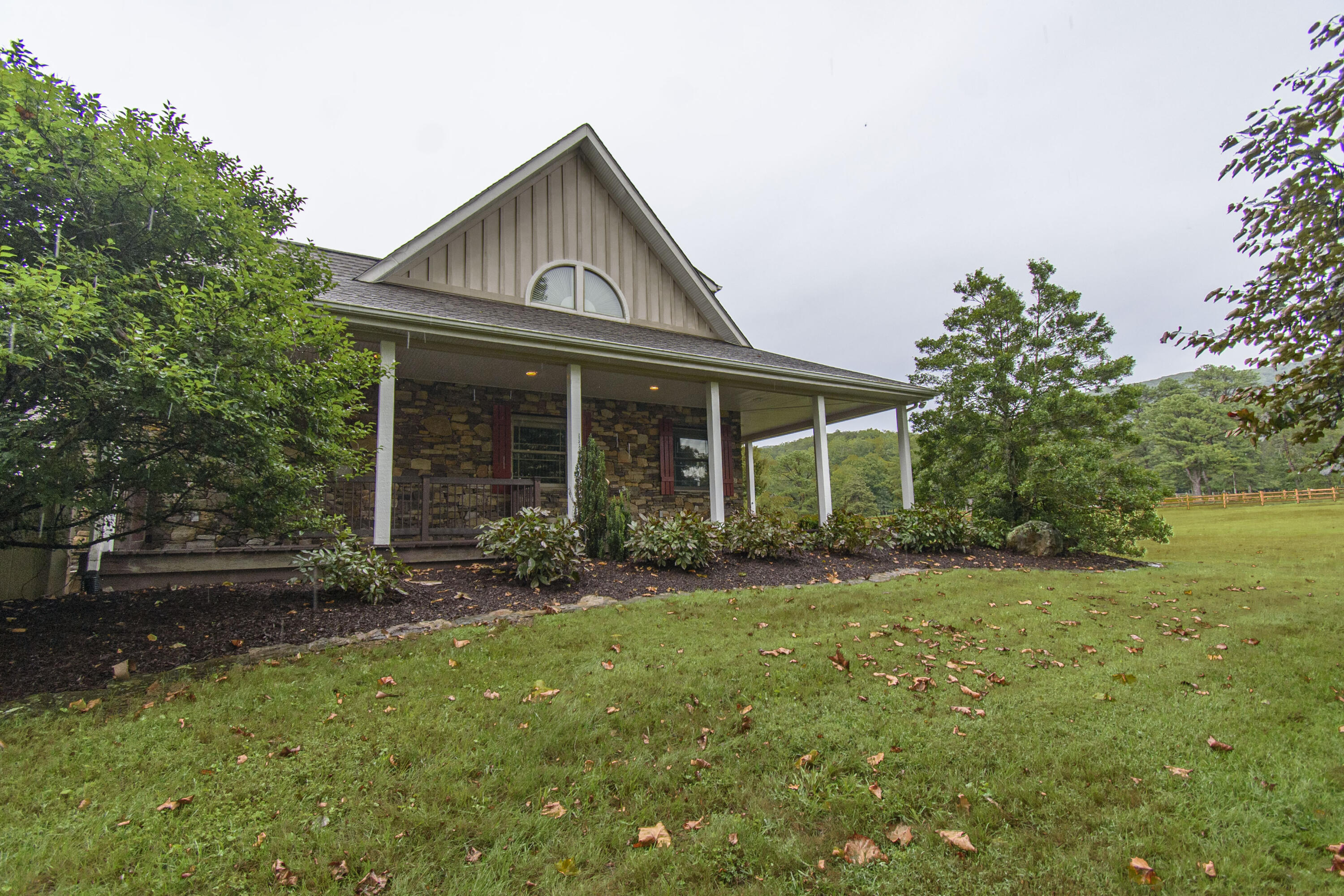 Catawba, Virginia, 24070, United States, 7 Bedrooms Bedrooms, ,6 BathroomsBathrooms,Residential,Active,1945254