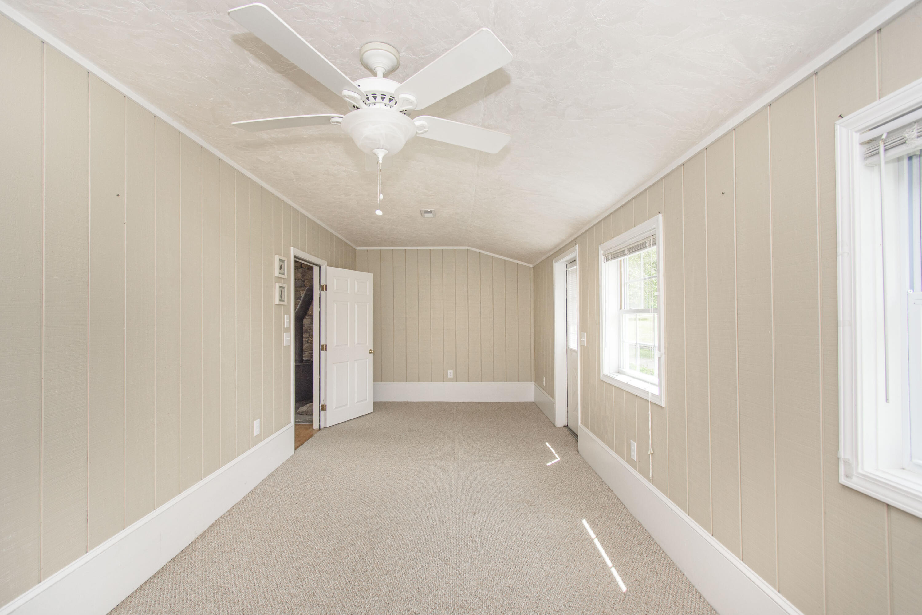 Catawba, Virginia, 24070, United States, 7 Bedrooms Bedrooms, ,6 BathroomsBathrooms,Residential,Active,1945254