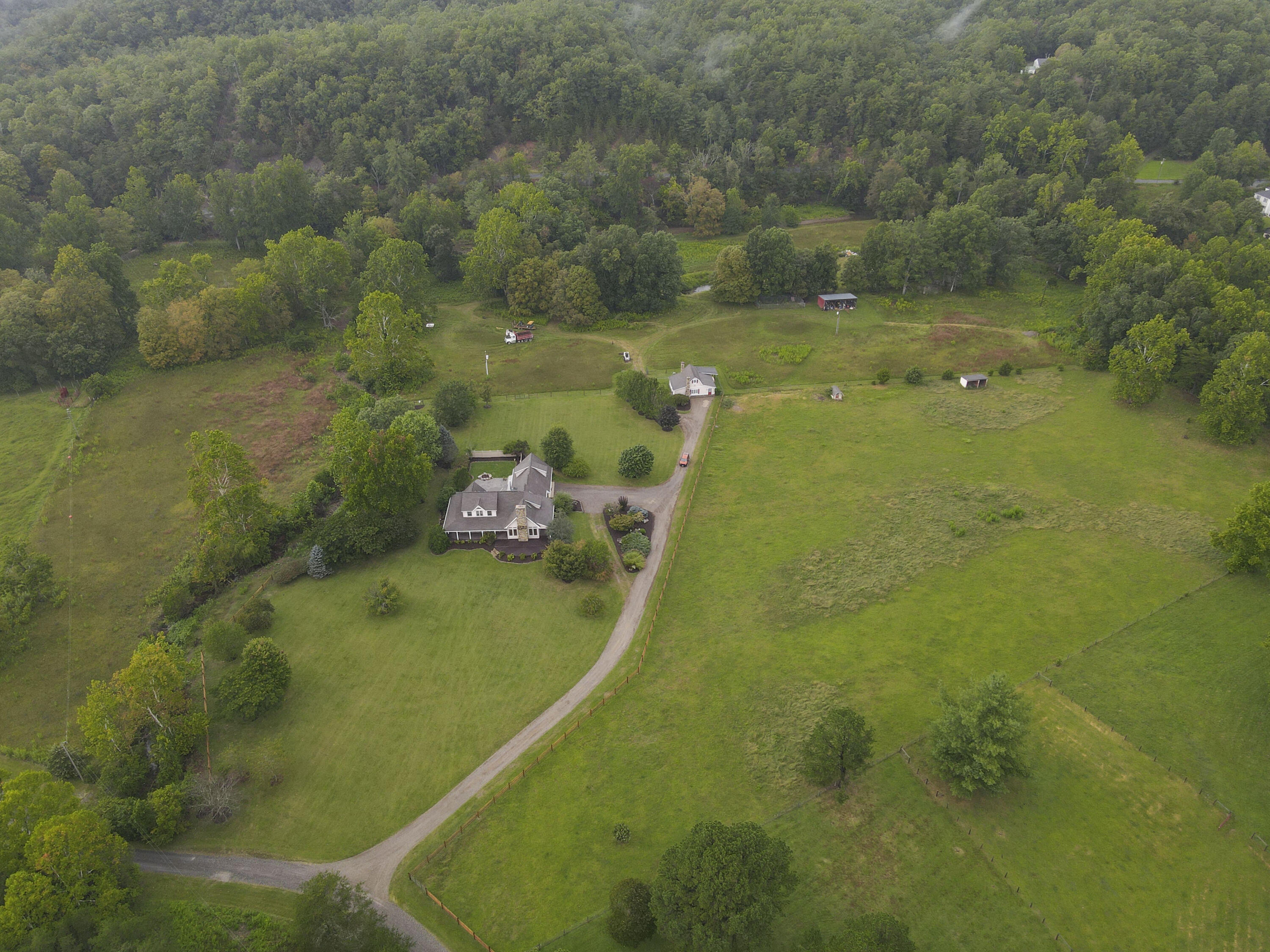 Catawba, Virginia, 24070, United States, 7 Bedrooms Bedrooms, ,6 BathroomsBathrooms,Residential,Active,1945254