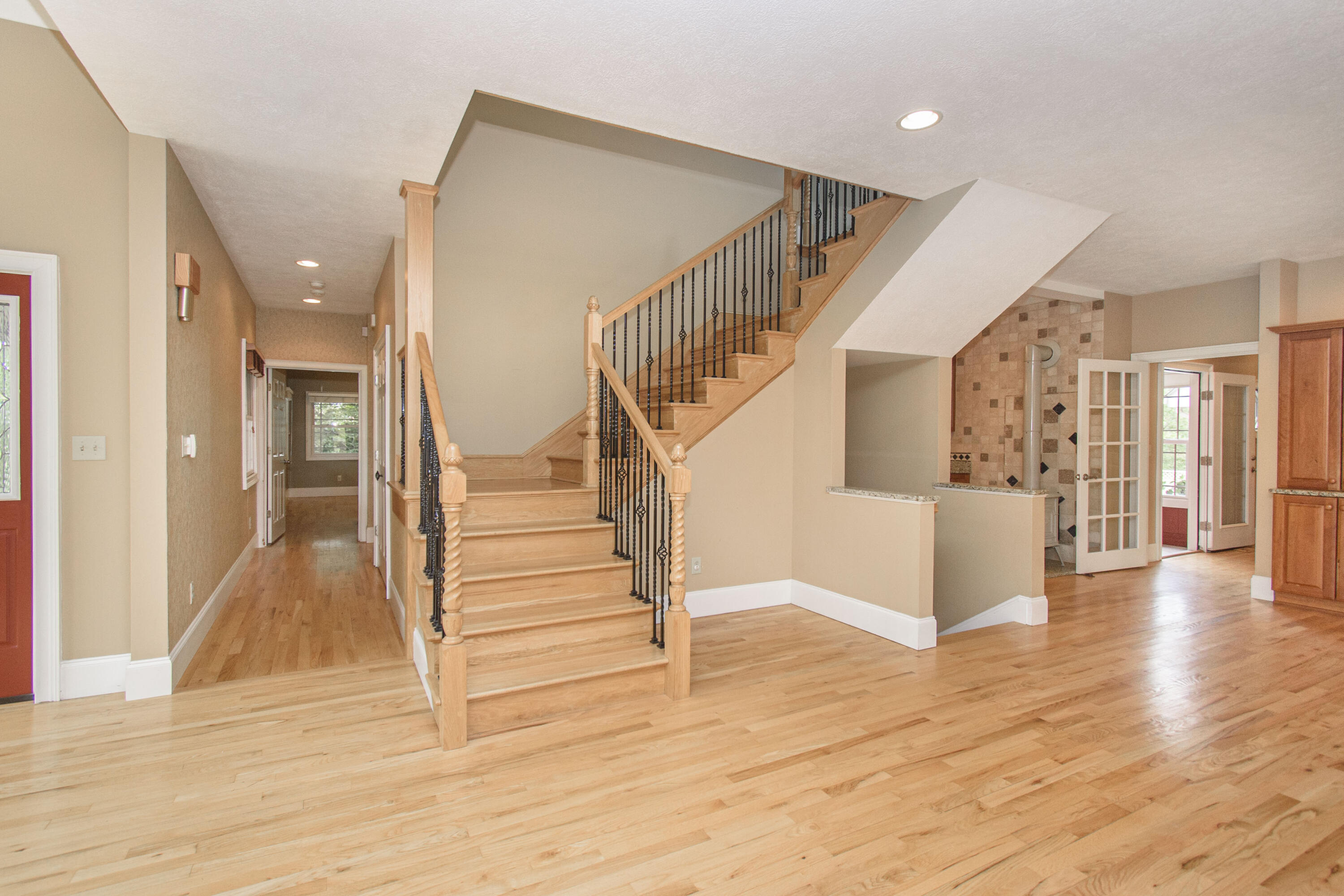 Catawba, Virginia, 24070, United States, 7 Bedrooms Bedrooms, ,6 BathroomsBathrooms,Residential,Active,1945254