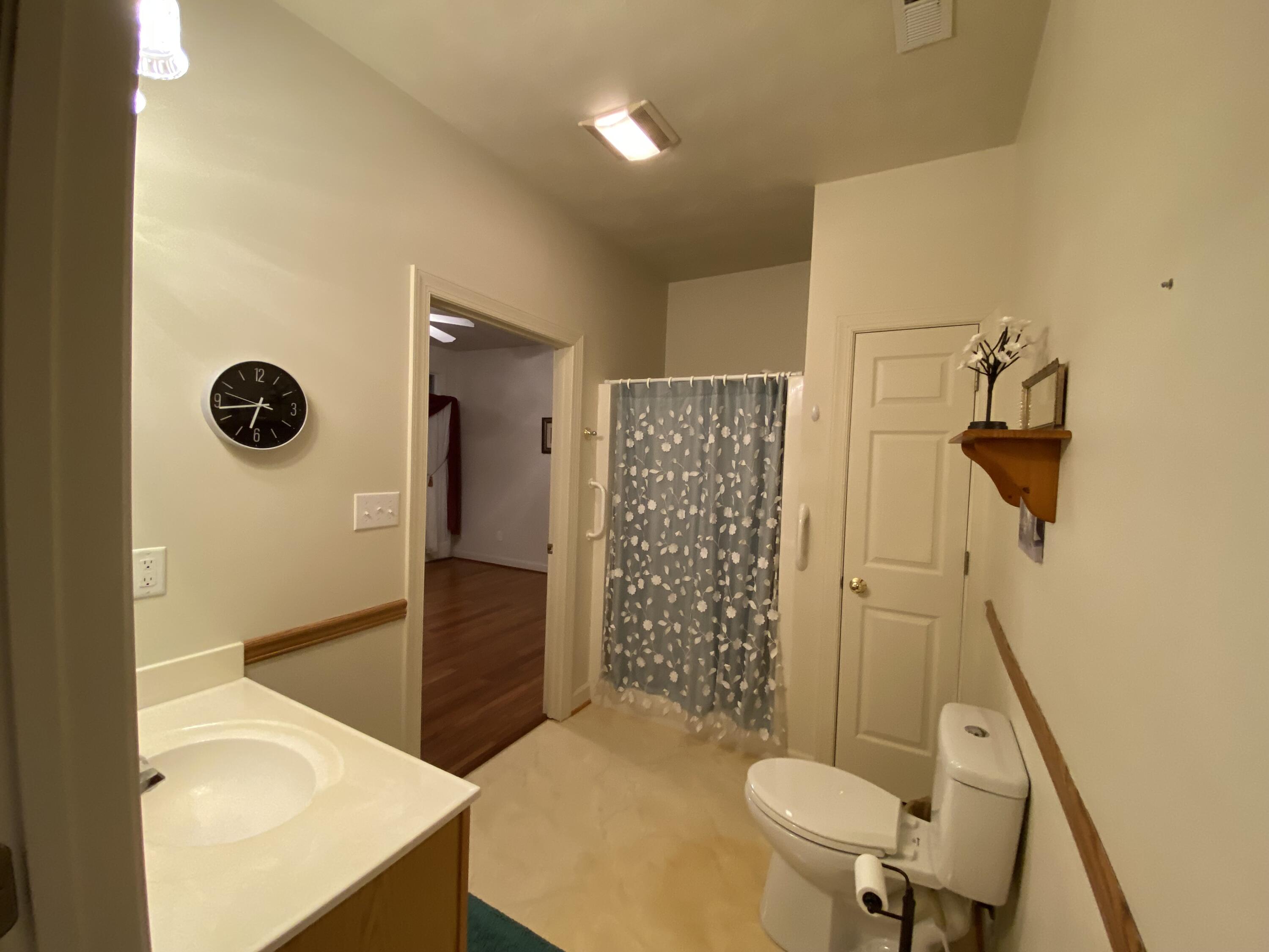 2444 Feather Garden Cir, Vinton, Virginia image 11