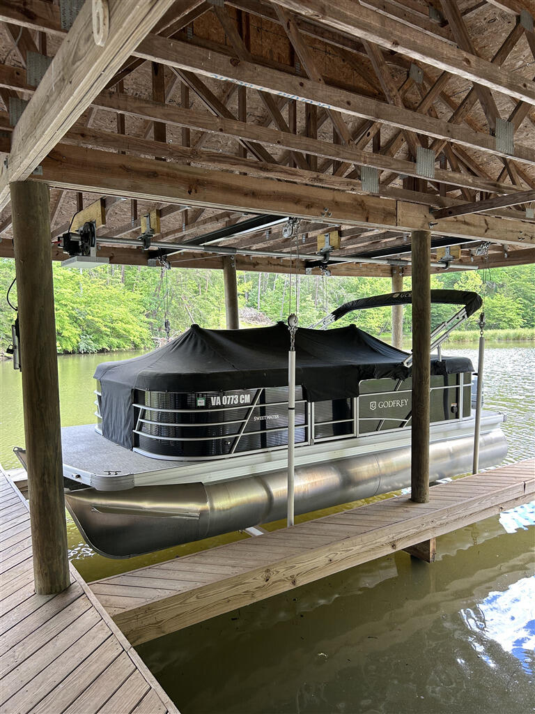 844 Lakewatch Cir, Moneta, Virginia image 19