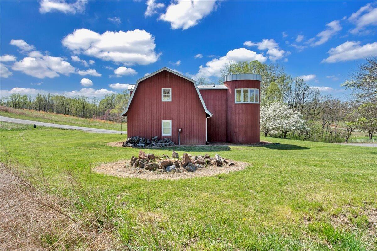 103 Crestview Rd, Wirtz, Virginia image 15