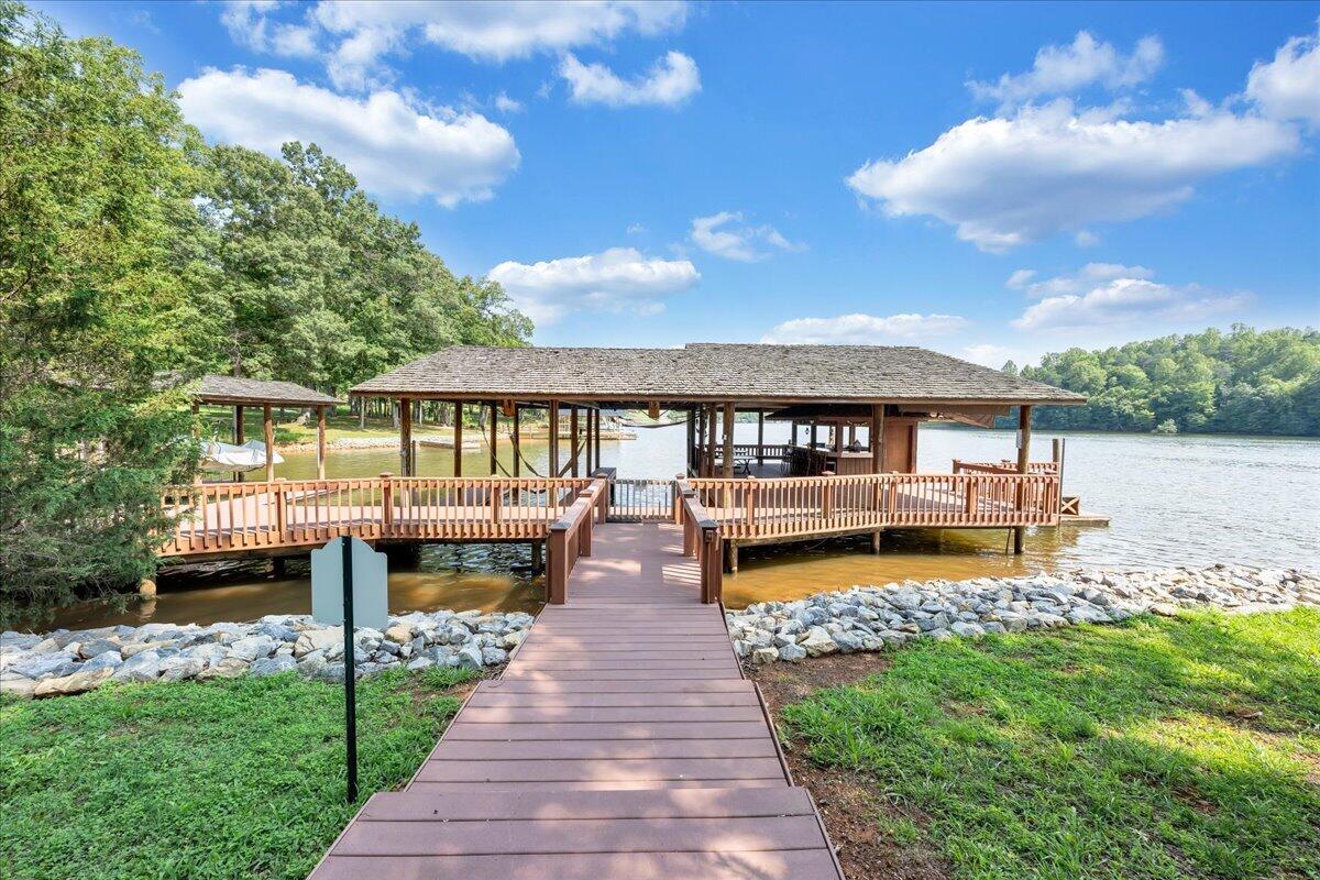 103 Crestview Rd, Wirtz, Virginia image 27