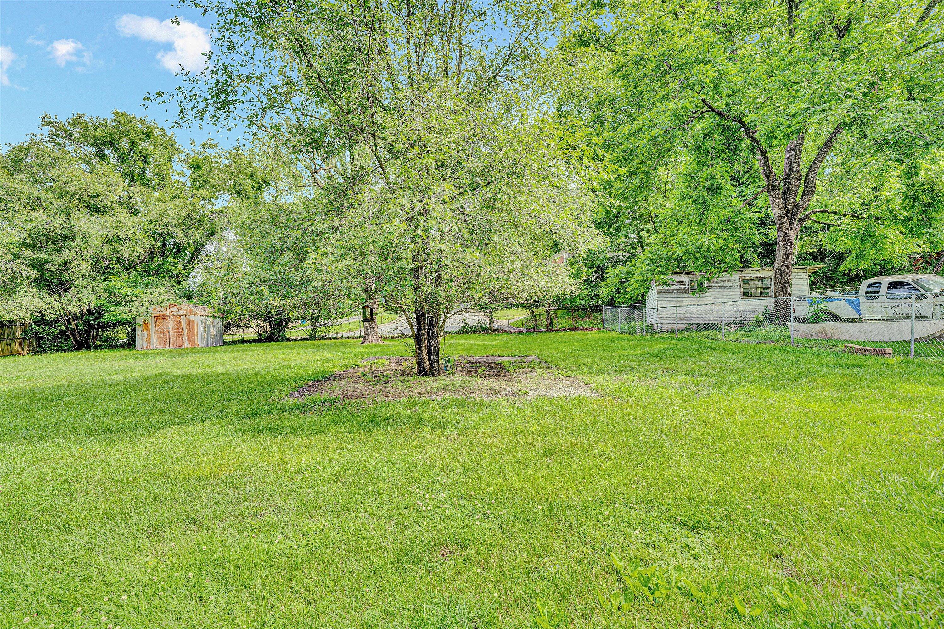 1514 Redwood Rd, Roanoke, Ohio image 18