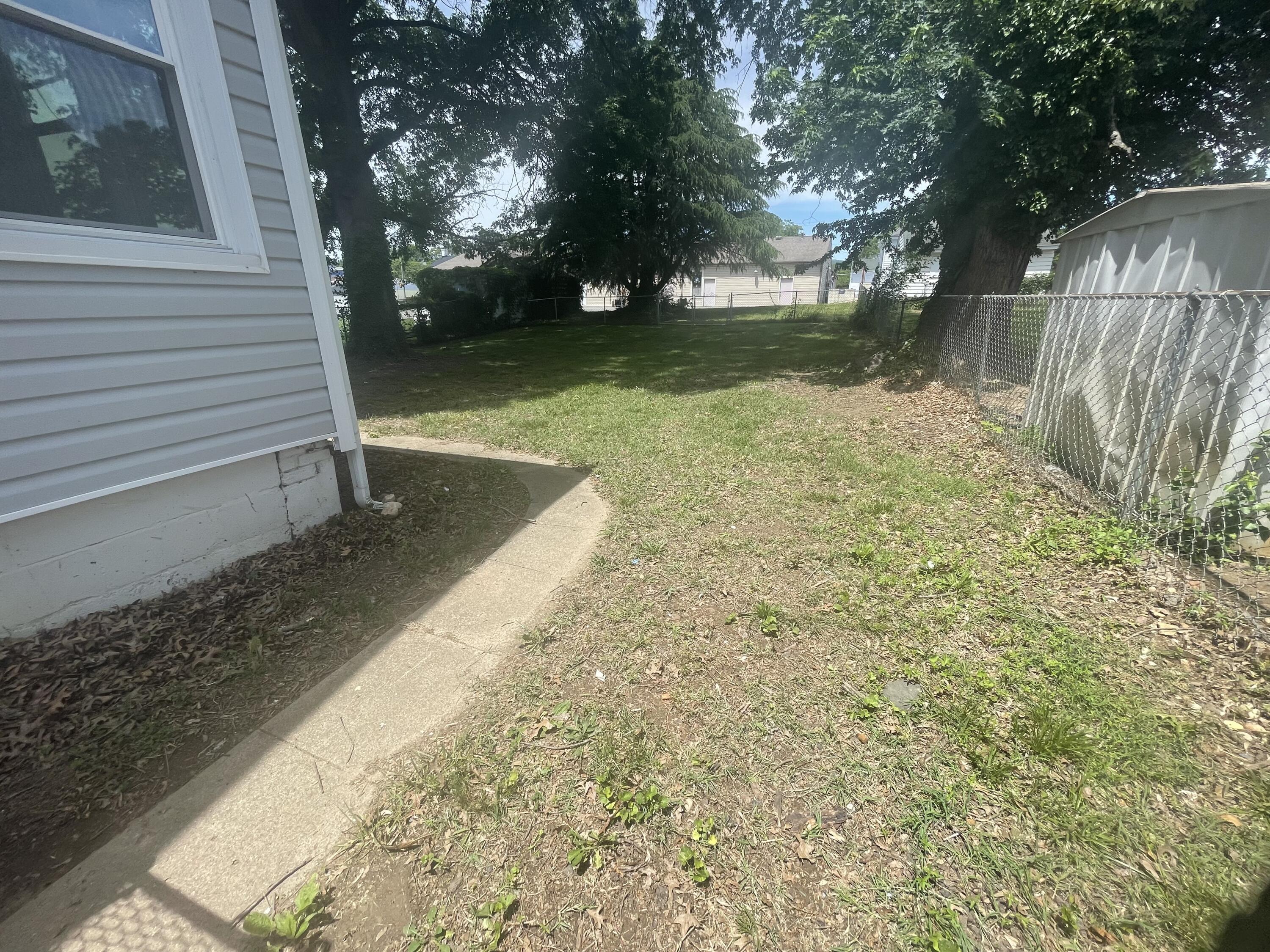 216 W Augusta Ave, Vinton, Virginia image 6