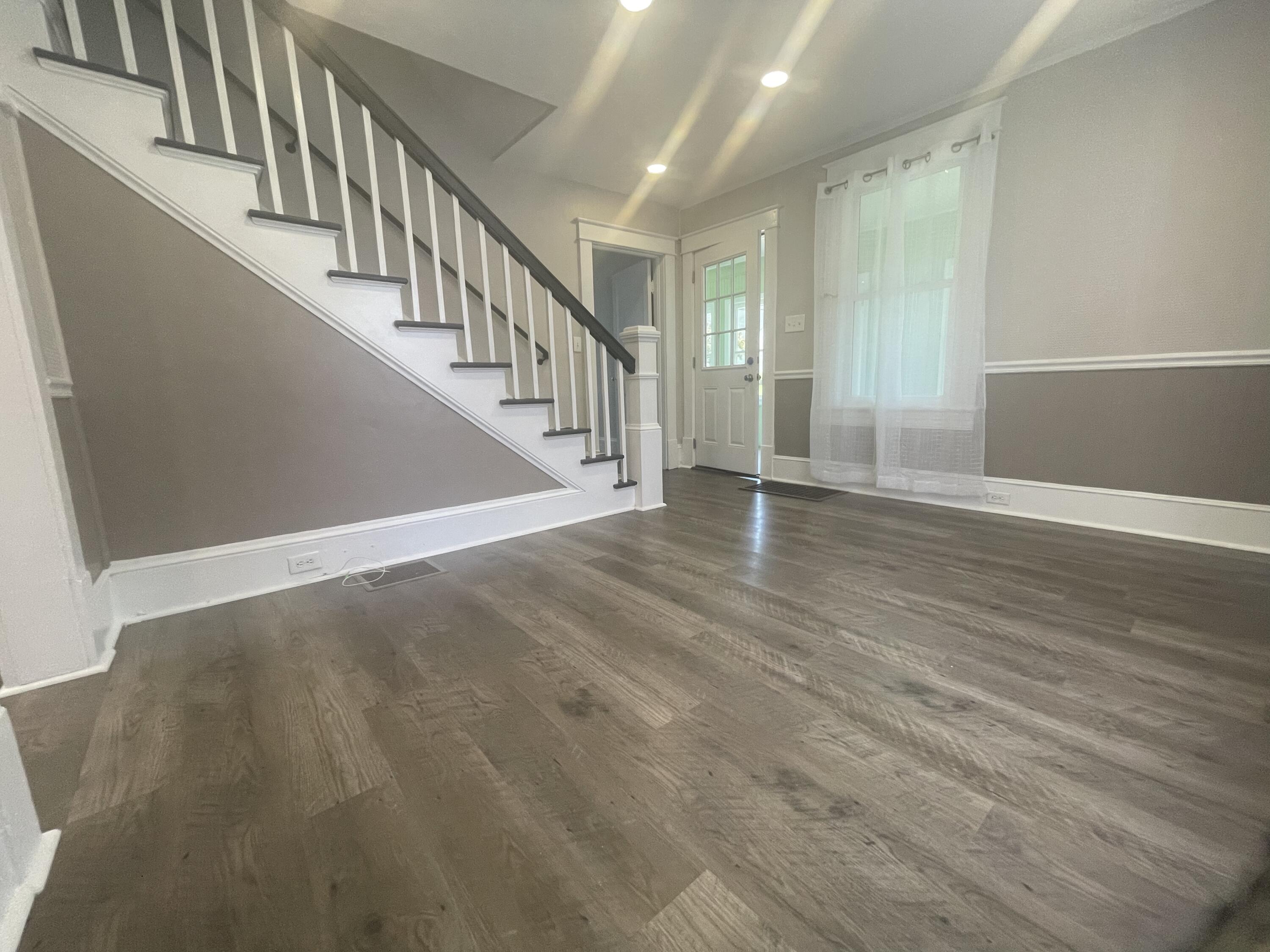 216 W Augusta Ave, Vinton, Virginia image 16