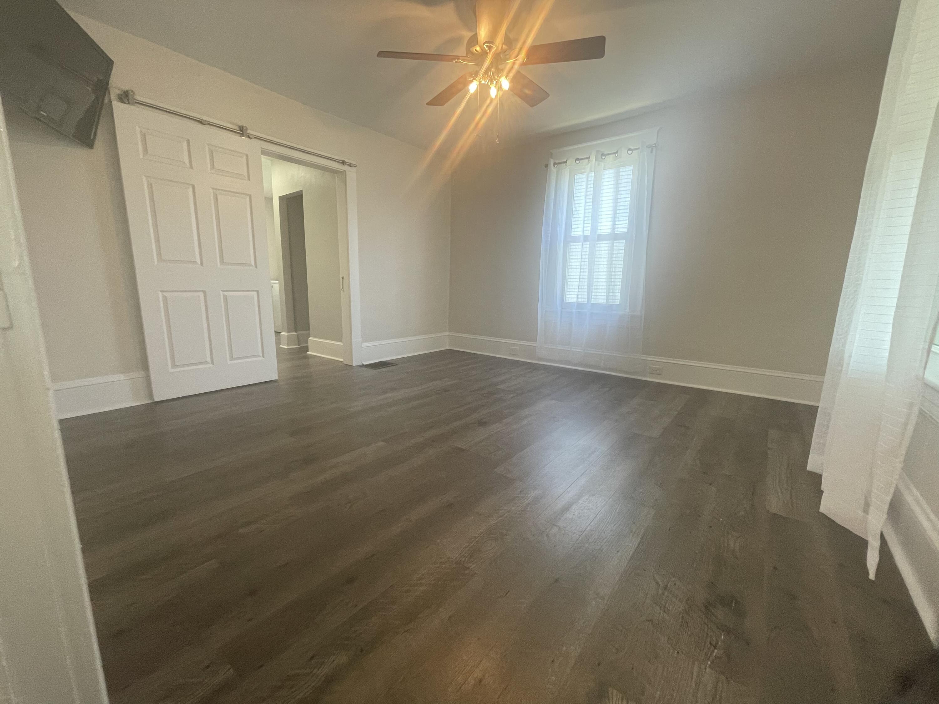216 W Augusta Ave, Vinton, Virginia image 17
