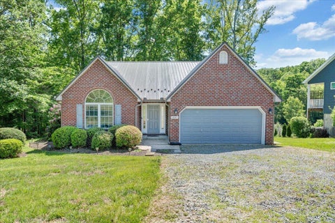 Homes For Sale - 200 Inlet Dr<br/> Wirtz, VA 24184