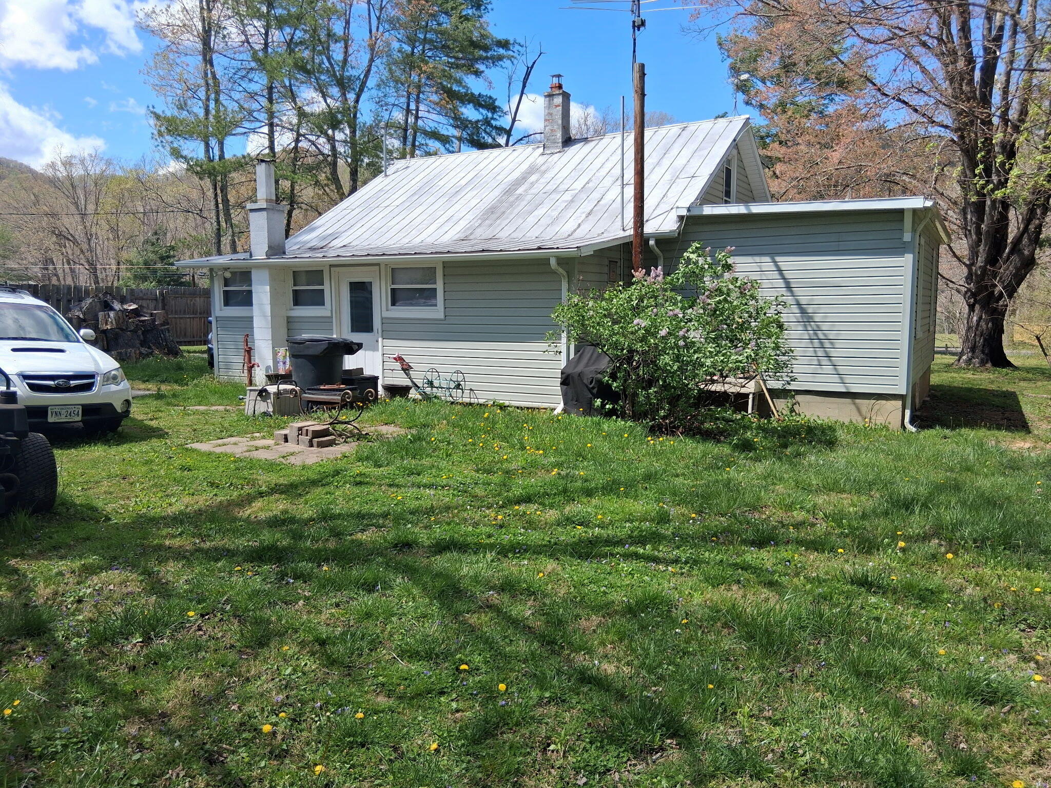 4244 Bradshaw Rd, Salem, Ohio image 2