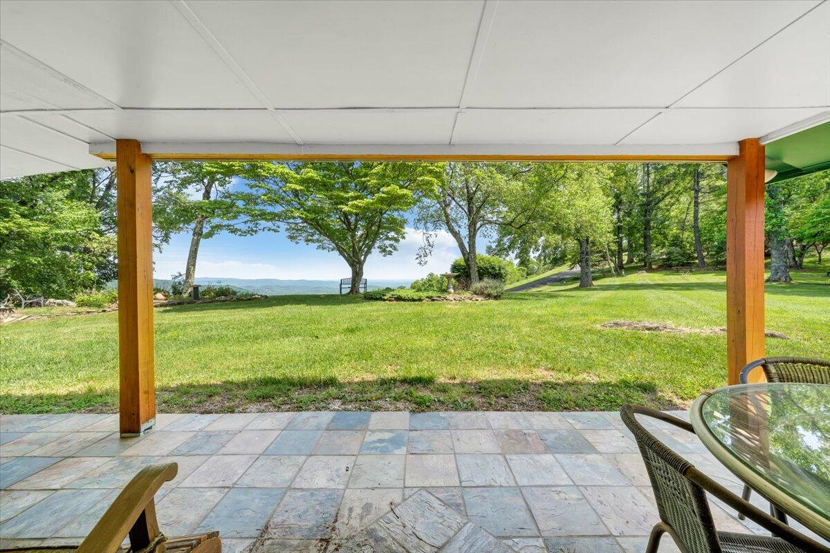 677 Belair Rd, Meadows of Dan, Virginia image 8