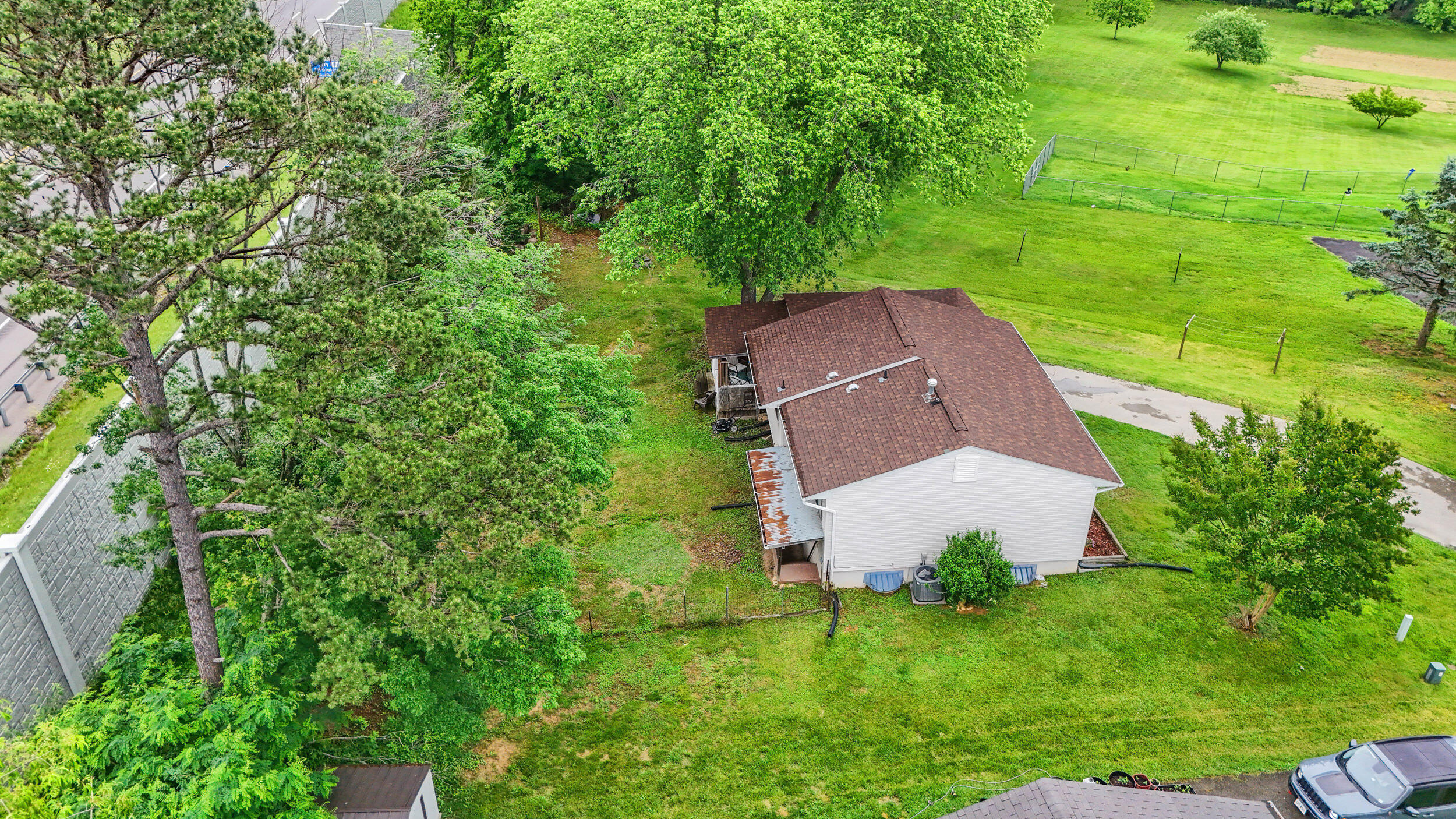 8574 Brubaker Dr, Roanoke, Virginia image 11