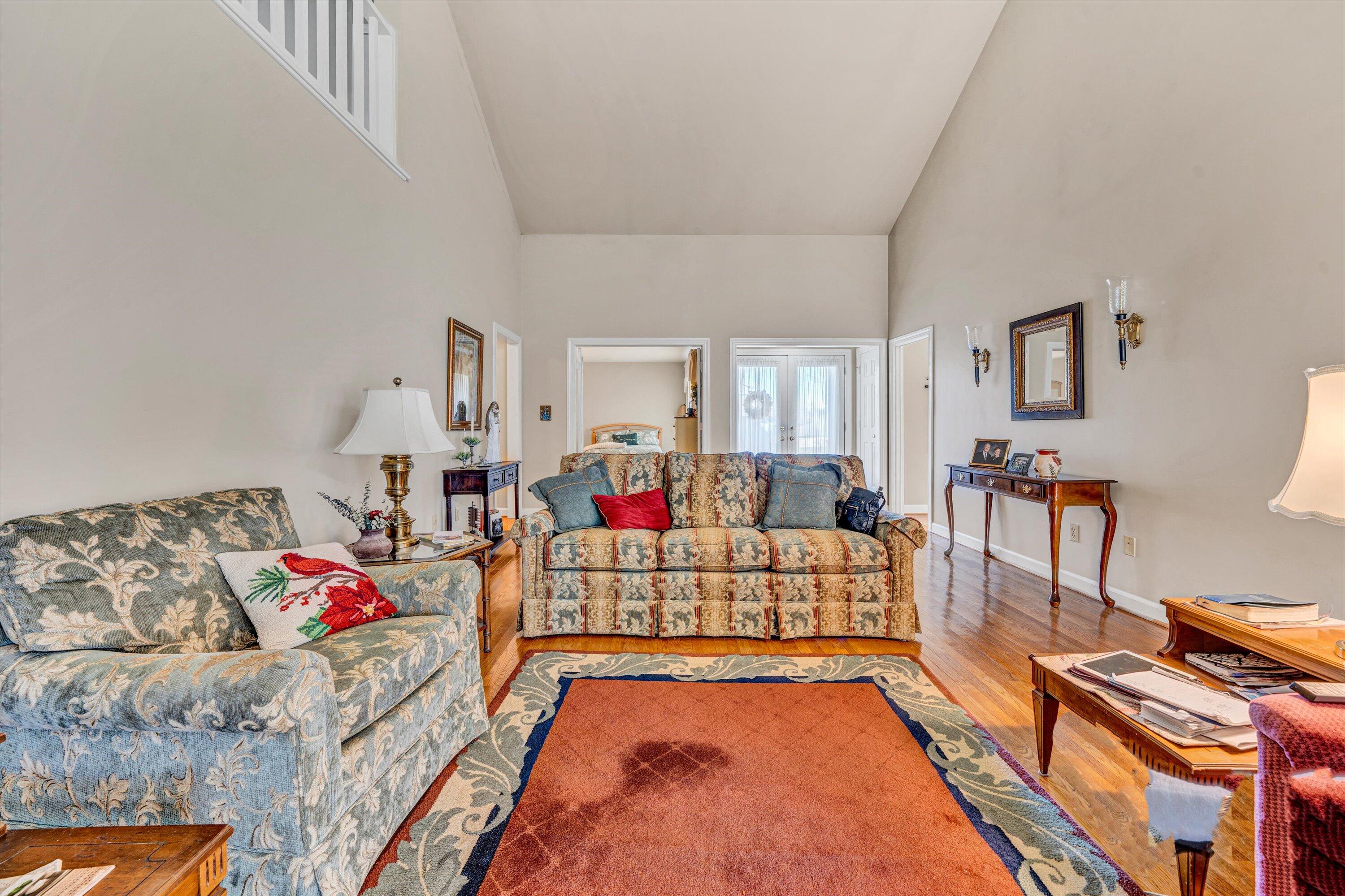 2533 South Clearing Rd, Salem, Virginia image 5