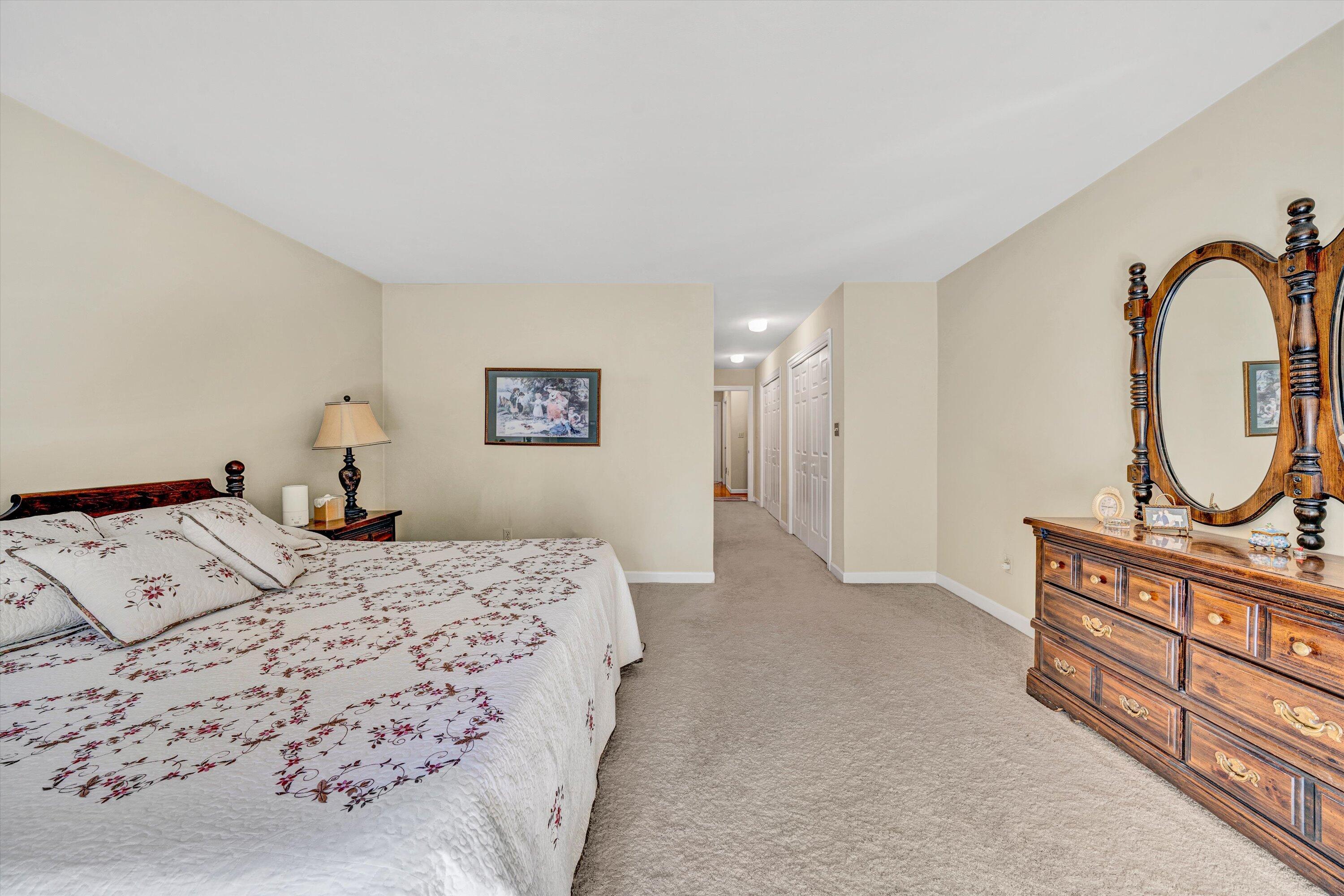 2533 South Clearing Rd, Salem, Virginia image 27