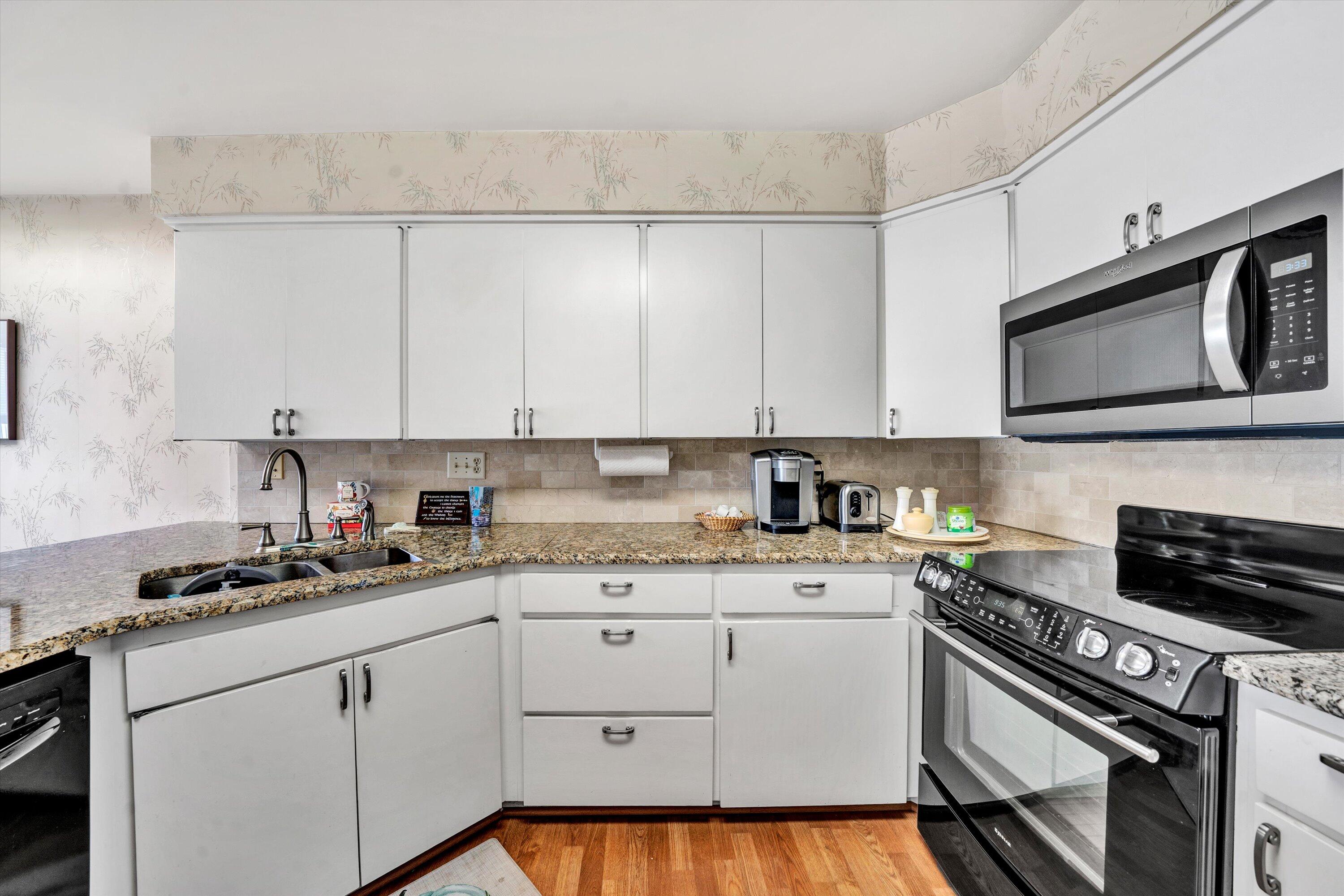 2533 South Clearing Rd, Salem, Virginia image 16