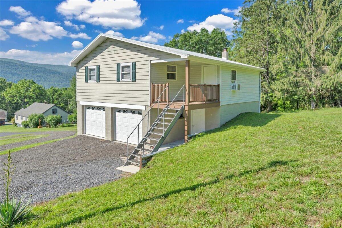 1104 Dolly Ann Dr, Covington, Virginia image 6