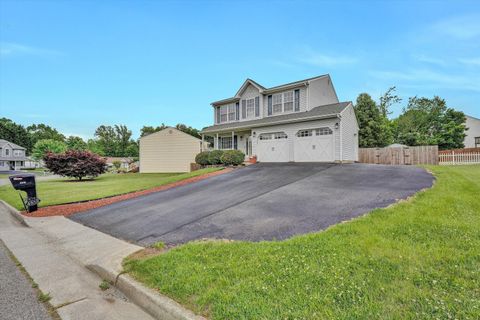 Homes For Sale - 4513 Lomond Cir<br/> Salem, VA 24153