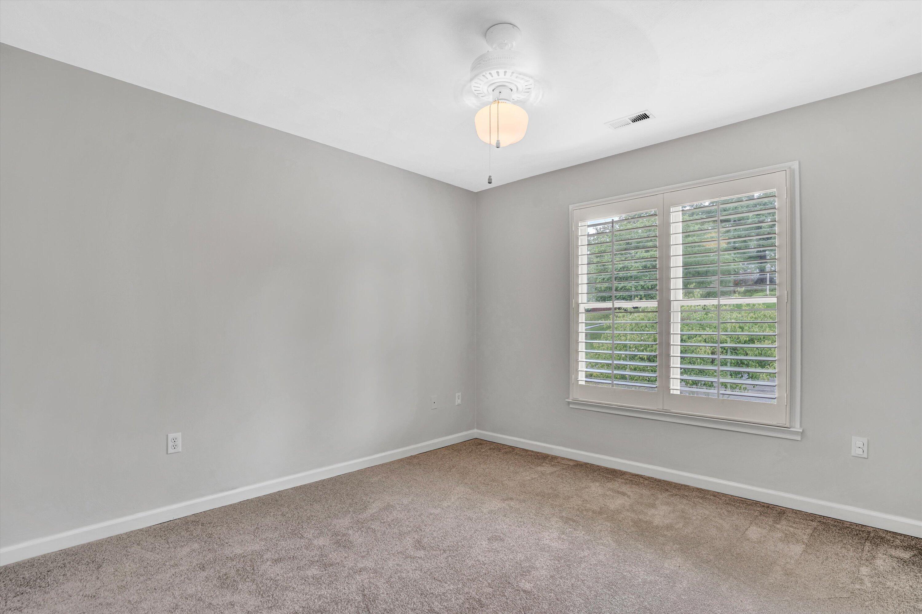 3615 Larson Oaks Dr, Roanoke, Virginia image 37