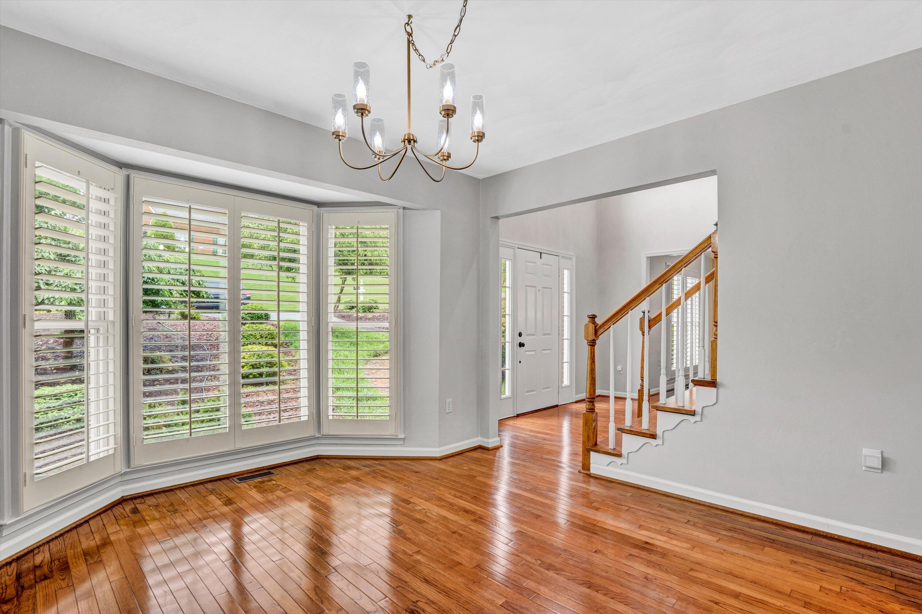 3615 Larson Oaks Dr, Roanoke, Virginia image 8