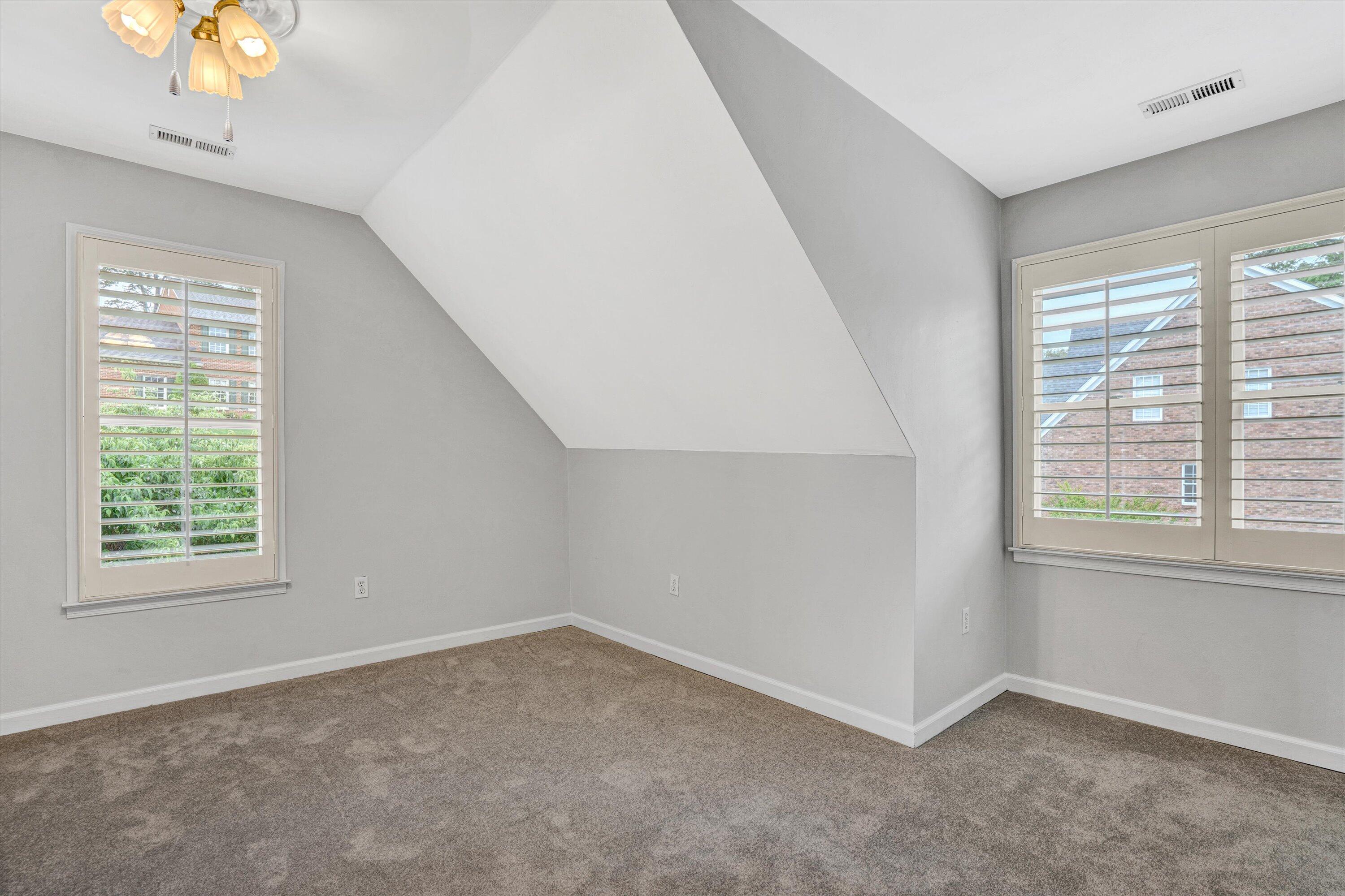 3615 Larson Oaks Dr, Roanoke, Virginia image 30