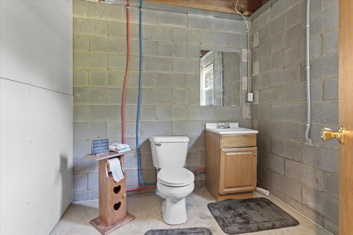 10567 Leesville Rd, Lynch Station, Virginia image 16