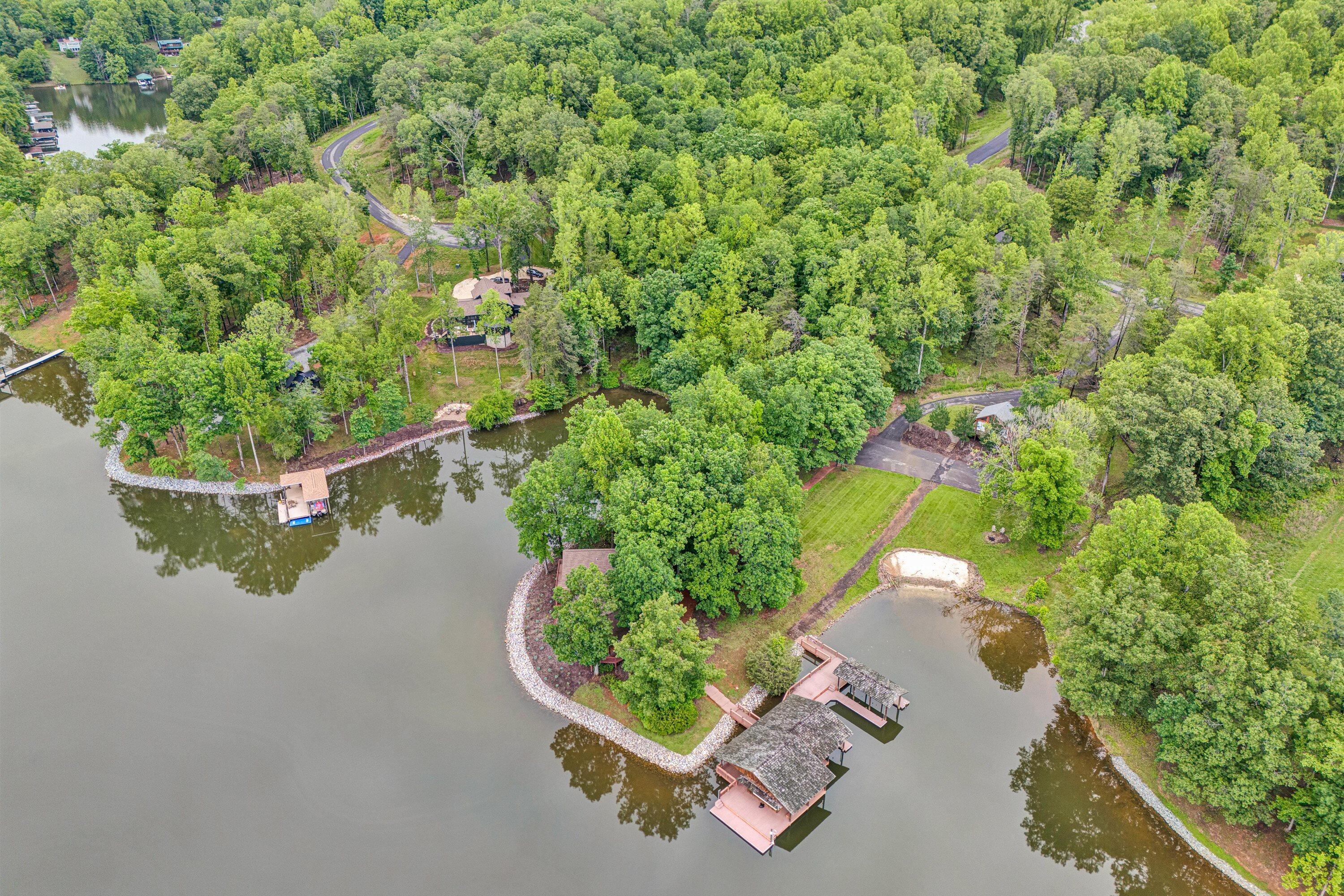 Wirtz, Virginia 24184, United States, 3 Bedrooms Bedrooms, ,2 BathroomsBathrooms,Residential,Active,140872