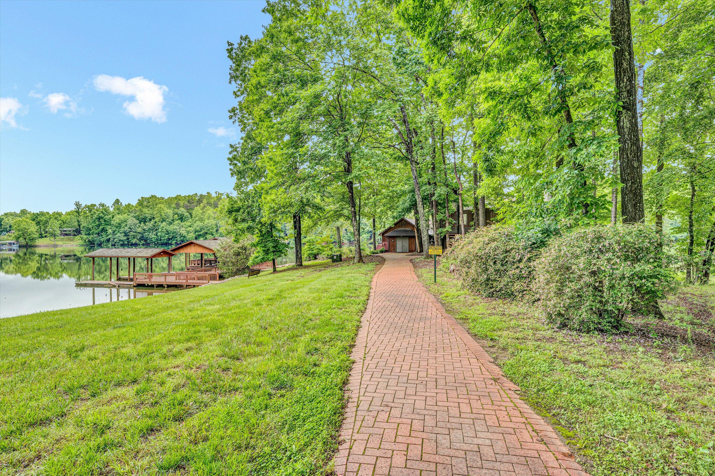 510 Crestview Rd, Wirtz, Virginia image 45