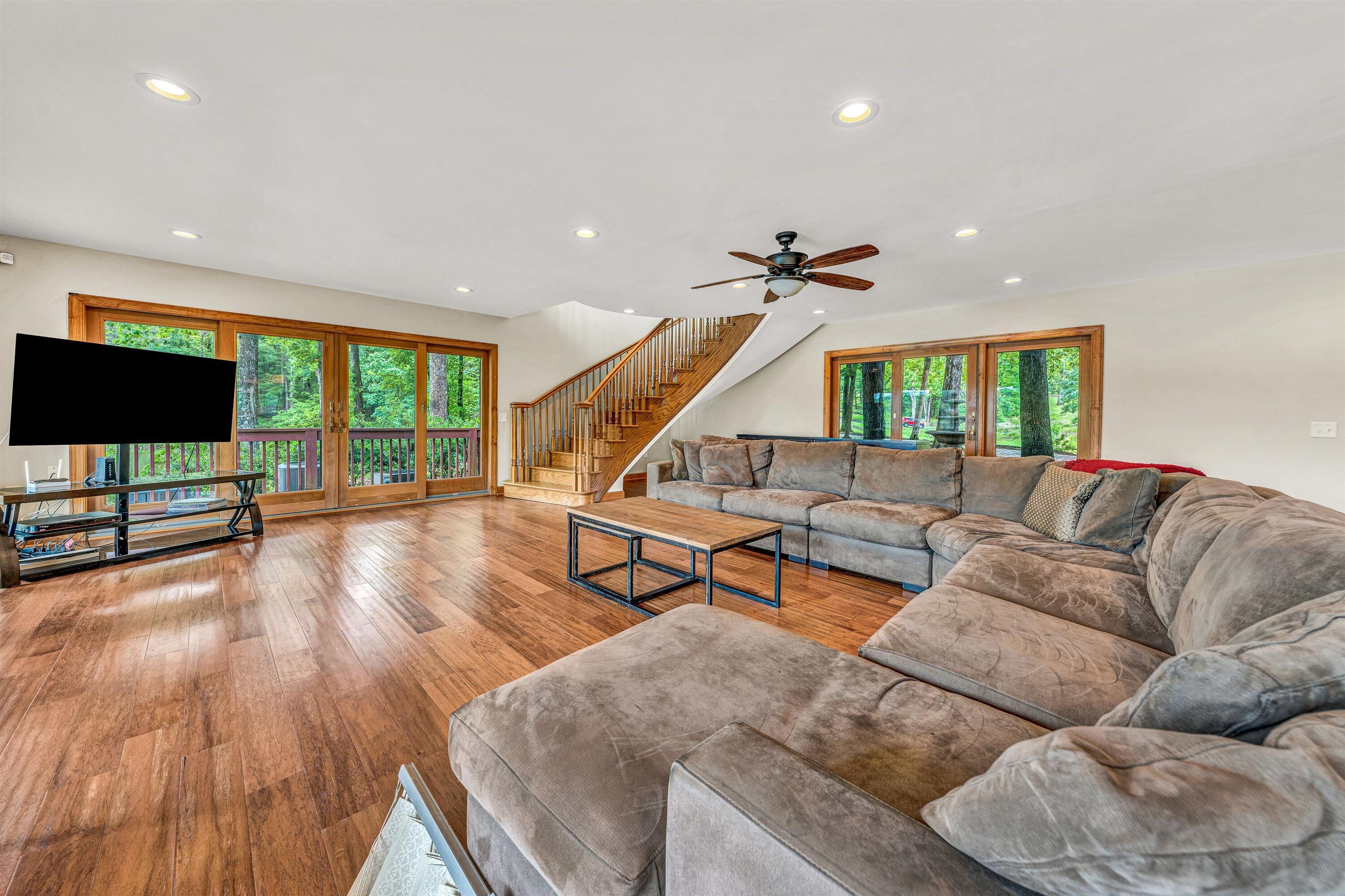 Wirtz, Virginia 24184, United States, 3 Bedrooms Bedrooms, ,2 BathroomsBathrooms,Residential,Active,140872