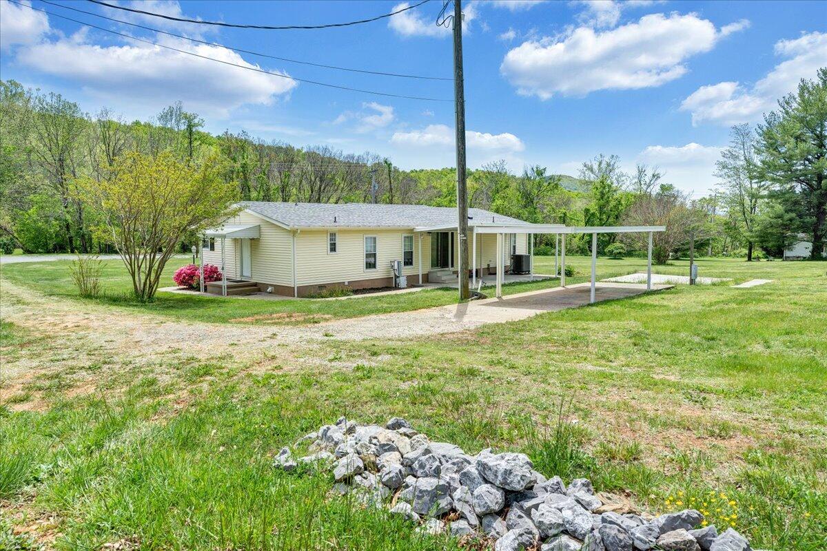 303 Coaling Rd, Troutville, Virginia image 28
