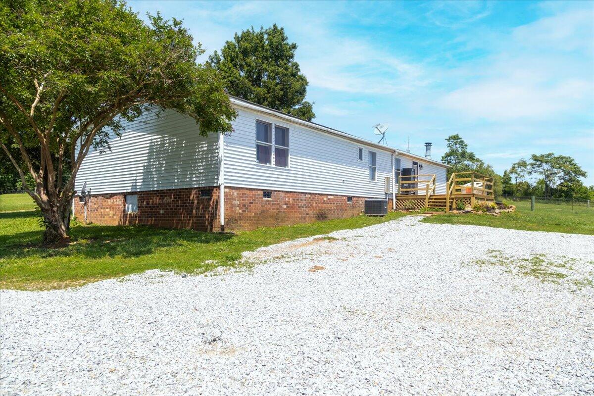 560 Tomahawk Mill Rd, Chatham, Virginia image 36