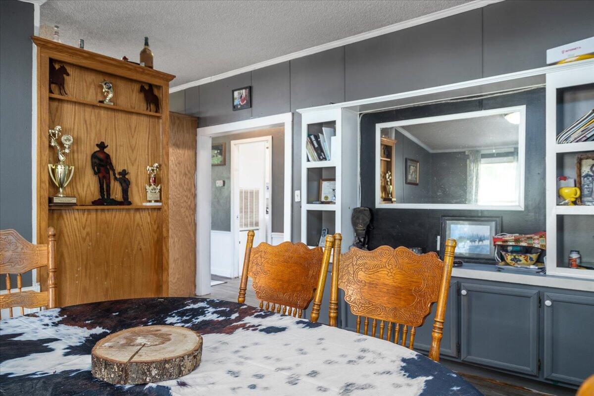 560 Tomahawk Mill Rd, Chatham, Virginia image 11